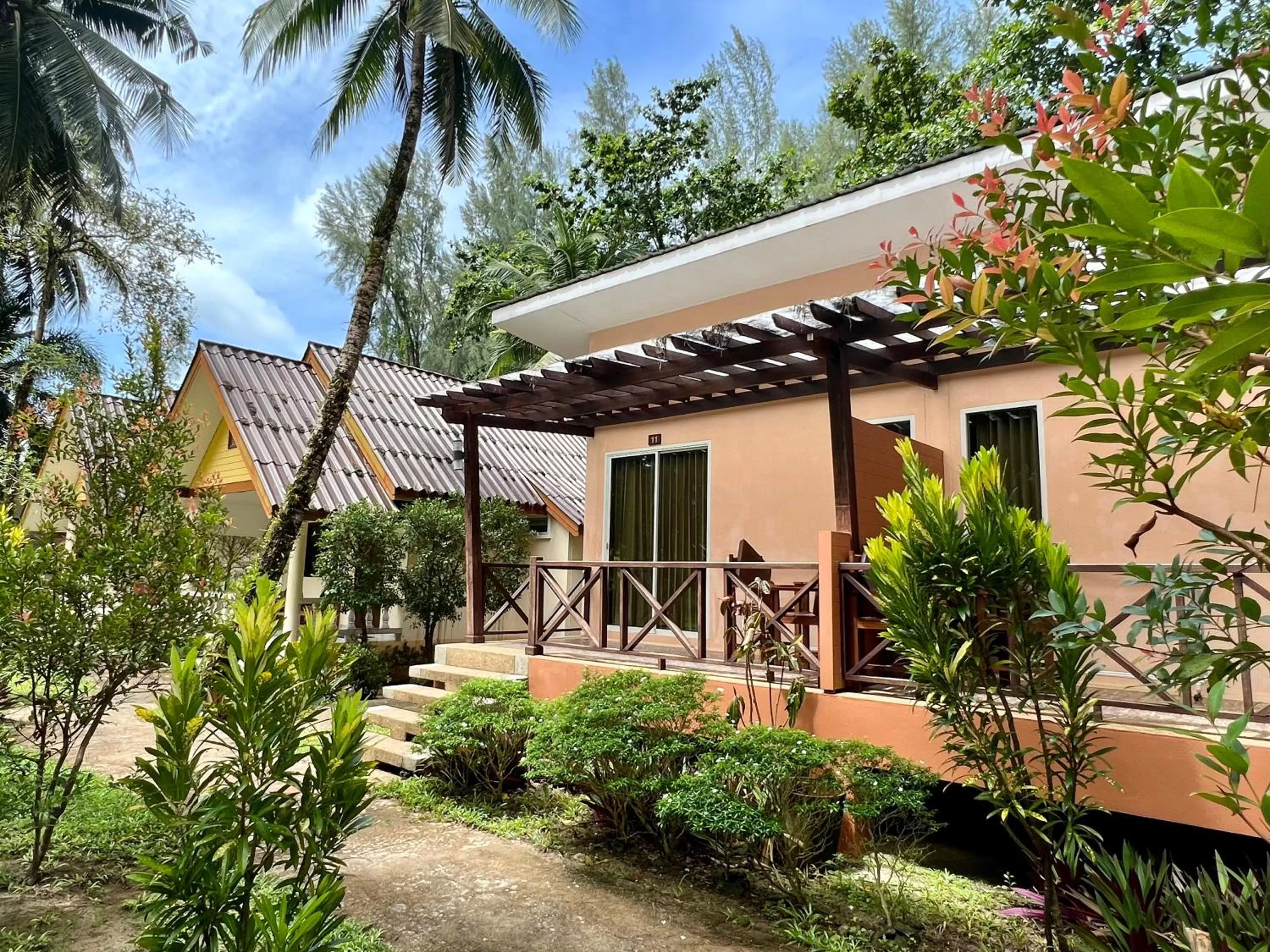 Ao Thong beach Resort