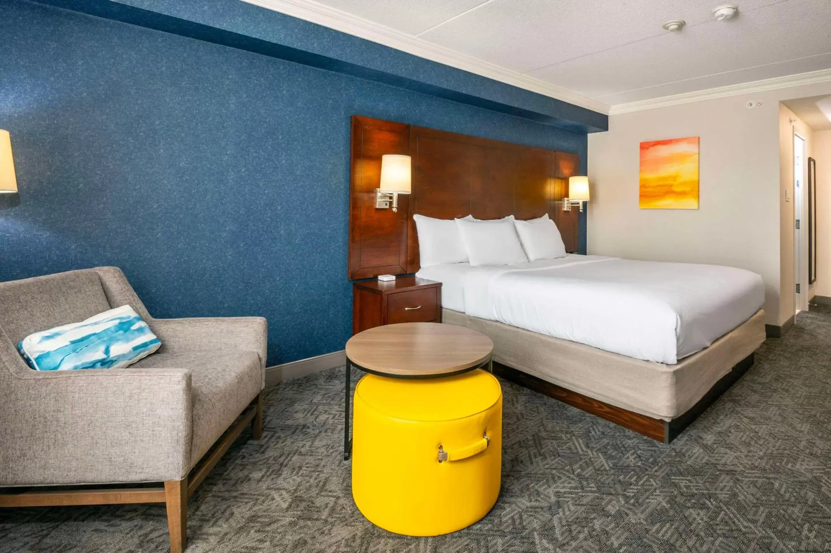 Bedroom, Bed in Comfort Inn & Conference Centre Toronto Airport