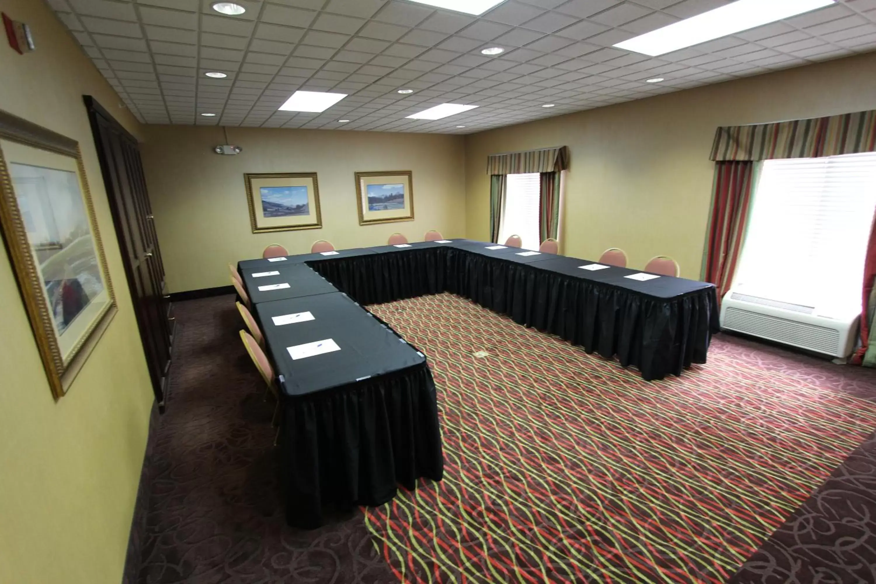 Business facilities in Baymont Inn & Suites by Wyndham Findlay