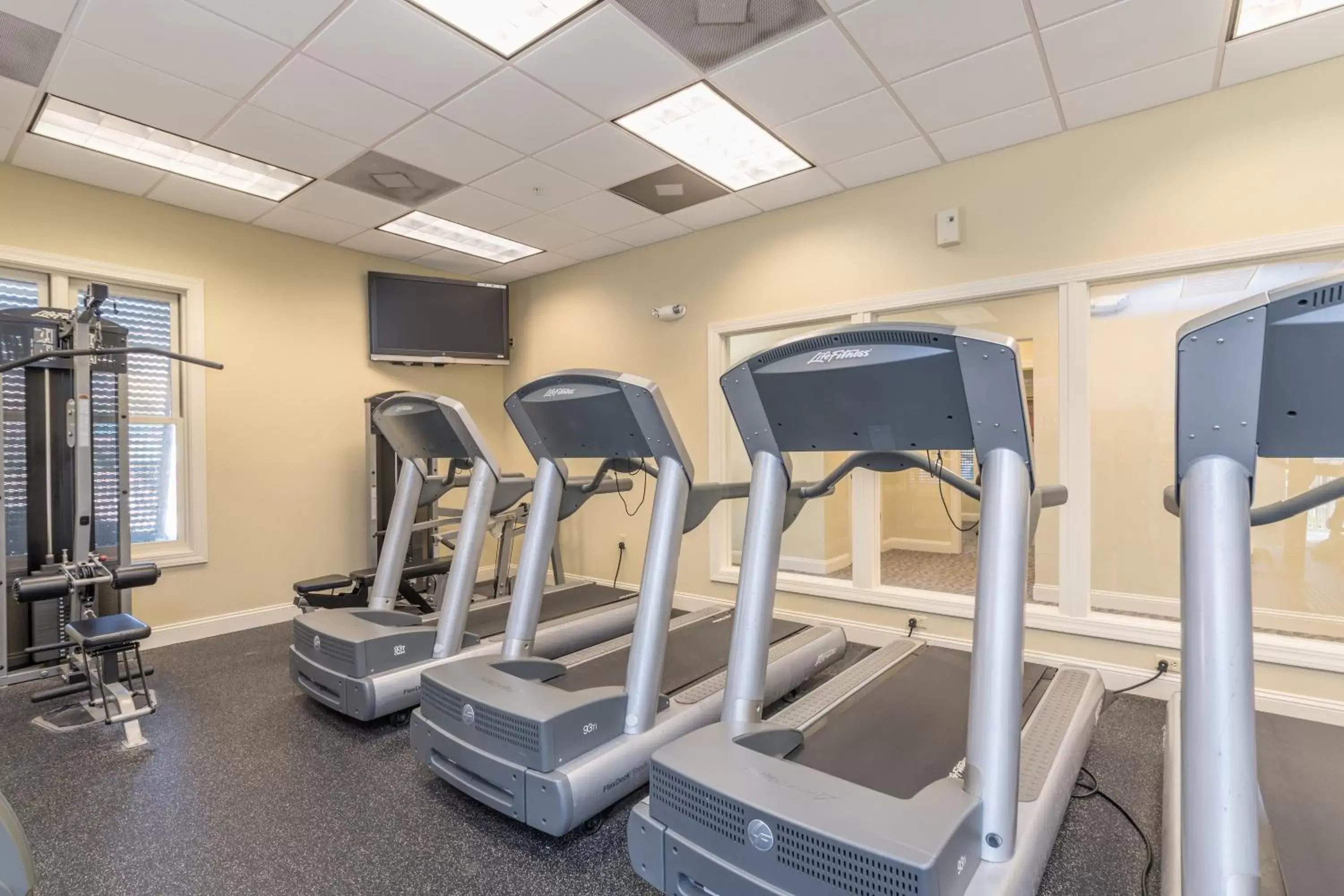 Fitness centre/facilities, Fitness Center/Facilities in Coral Sands Resort by Palmera