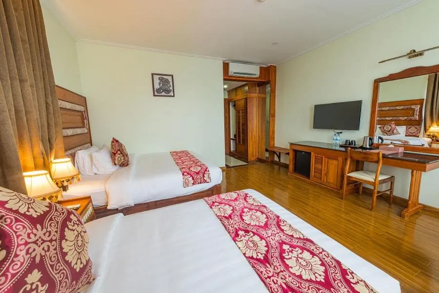 Photo of the whole room, Bed in Kampong Thom Royal Hotel