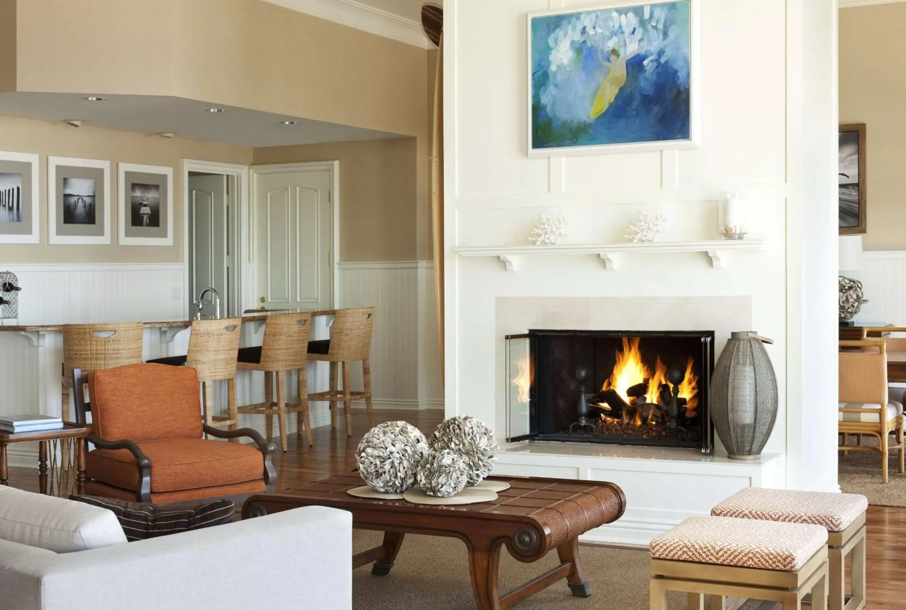 Photo of the whole room, Seating Area in Hyatt Regency Huntington Beach Resort and Spa