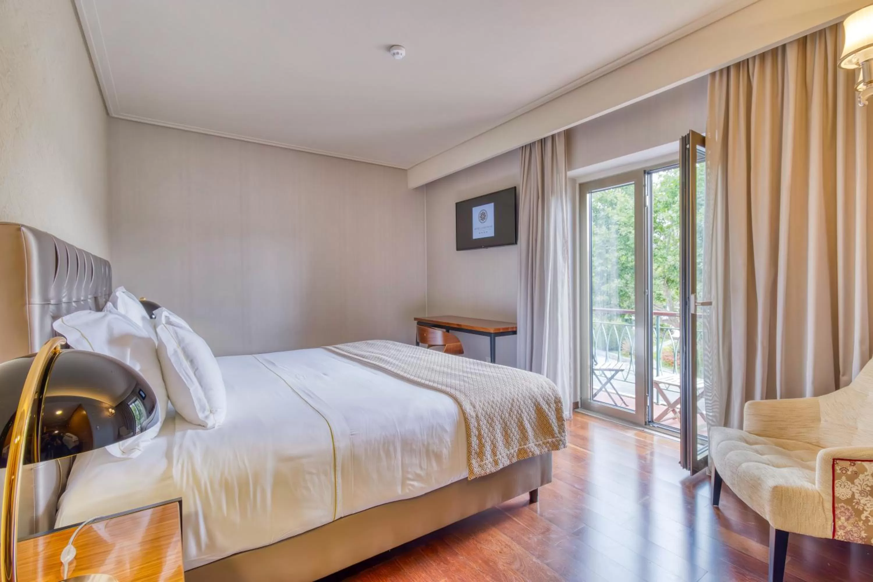 Bed in Hotel Lis Batalha