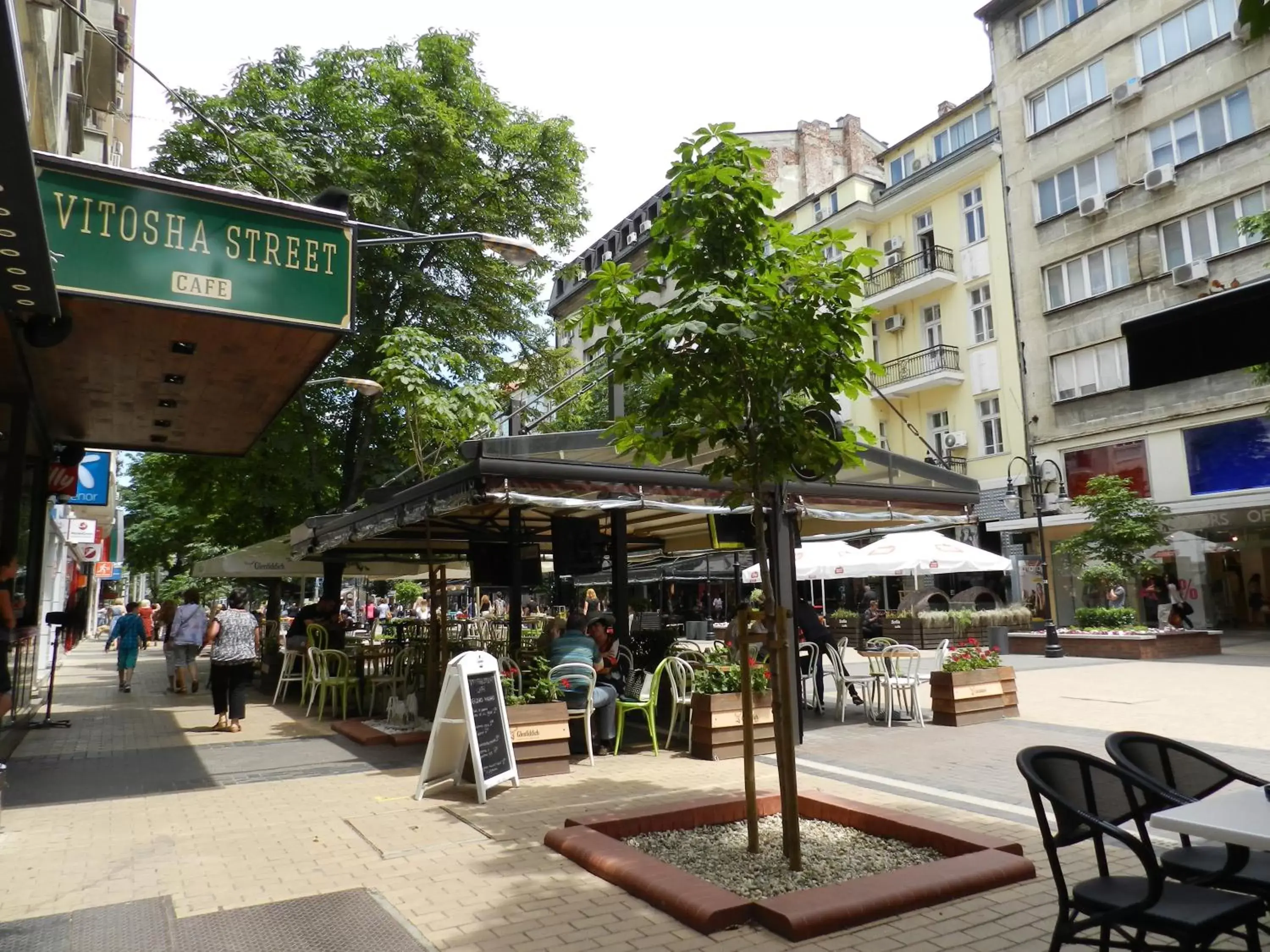 Restaurant/places to eat, Facade/Entrance in Central Hotel Sofia