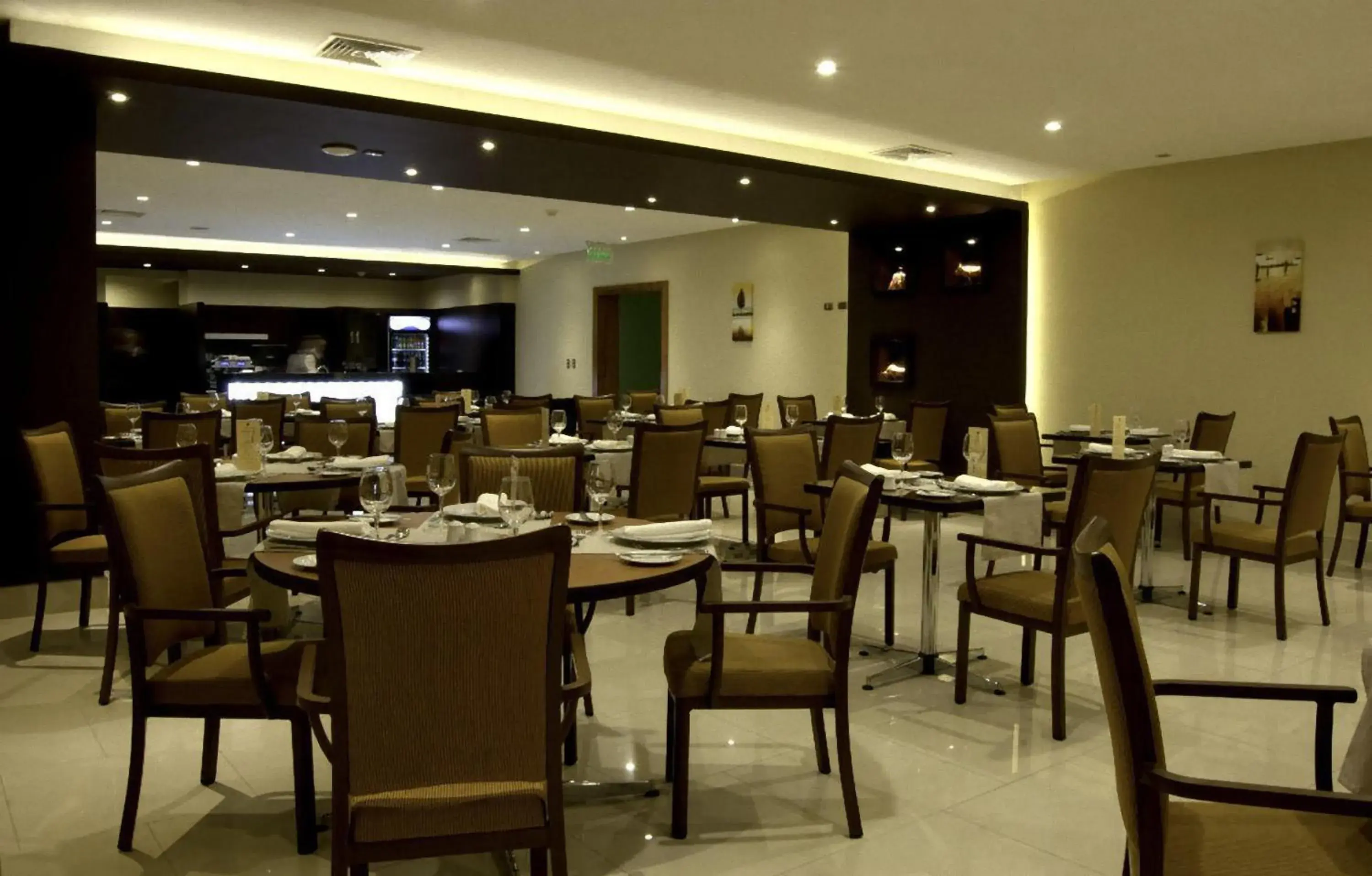 Restaurant/Places to Eat in Hotel Diego de Almagro Temuco