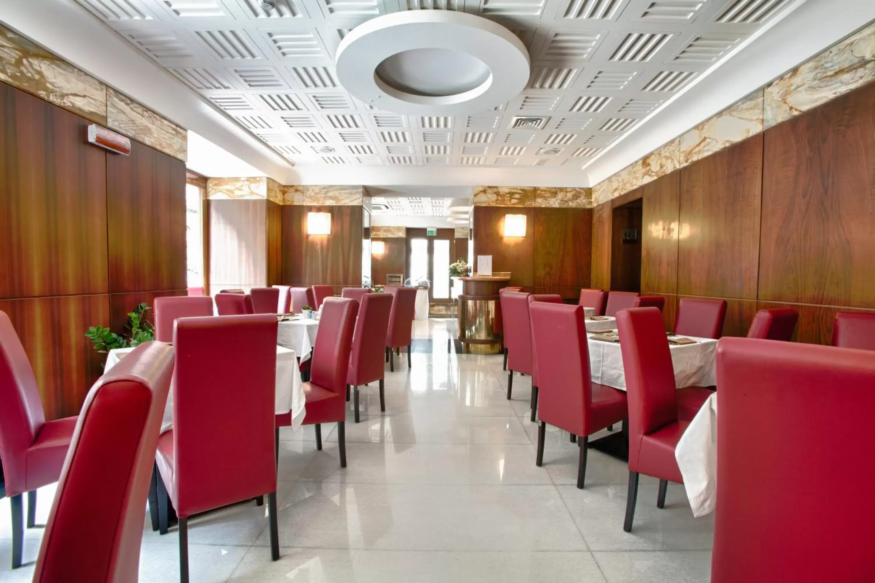 Lobby or reception, Restaurant/Places to Eat in Hotel Naples