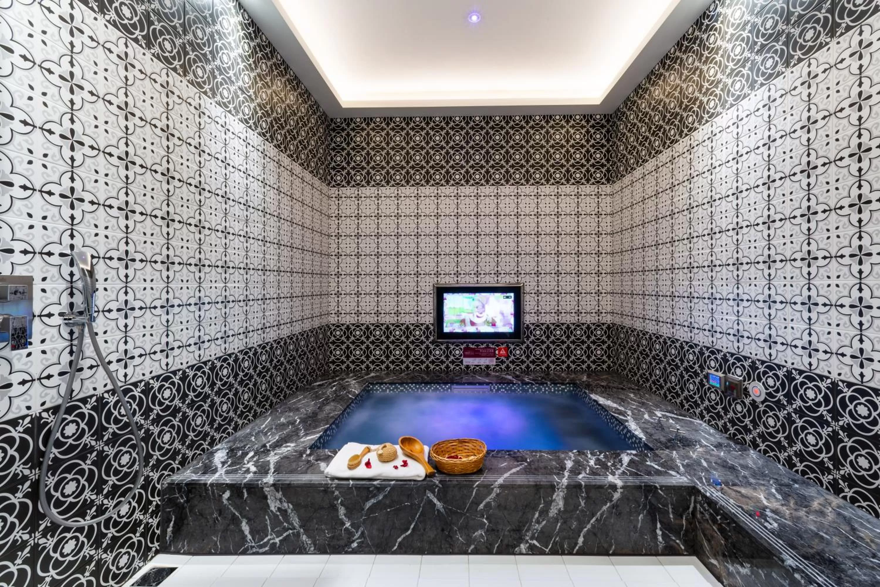 Bathroom in Norway Forest Motel - Wen Chuang Branch