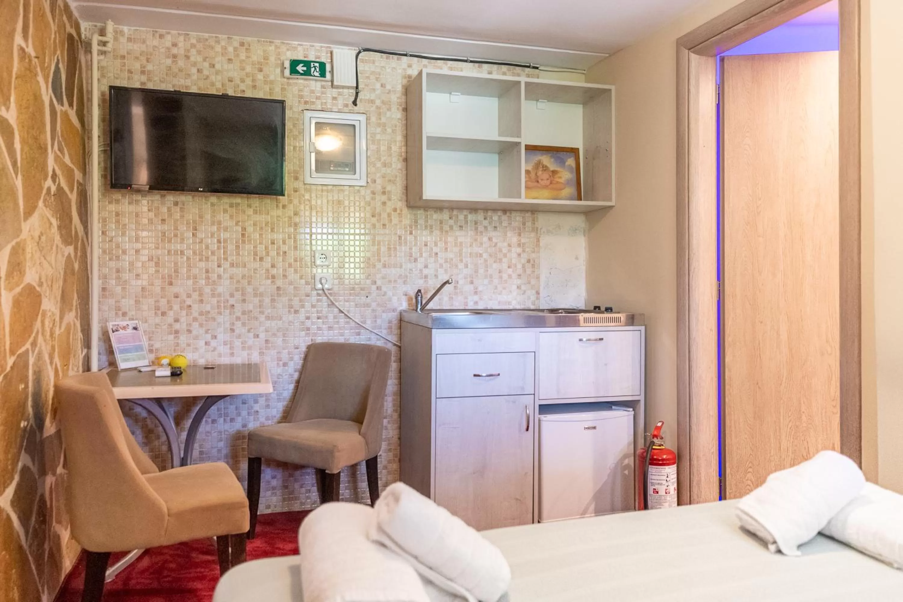 Bed in Apartments Tina FREE transfer from-to the airport