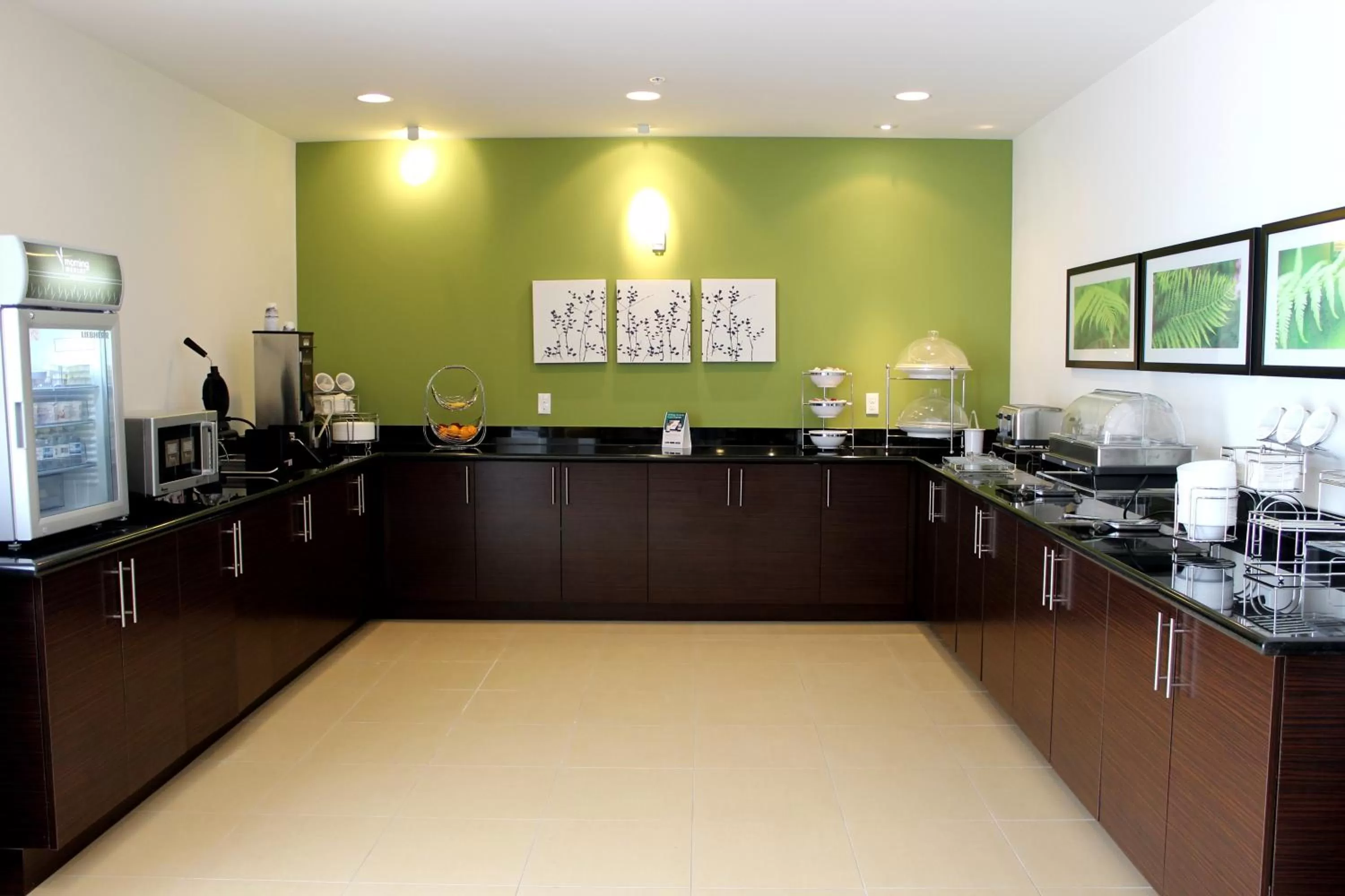 Food in Sleep Inn & Suites Odessa near University