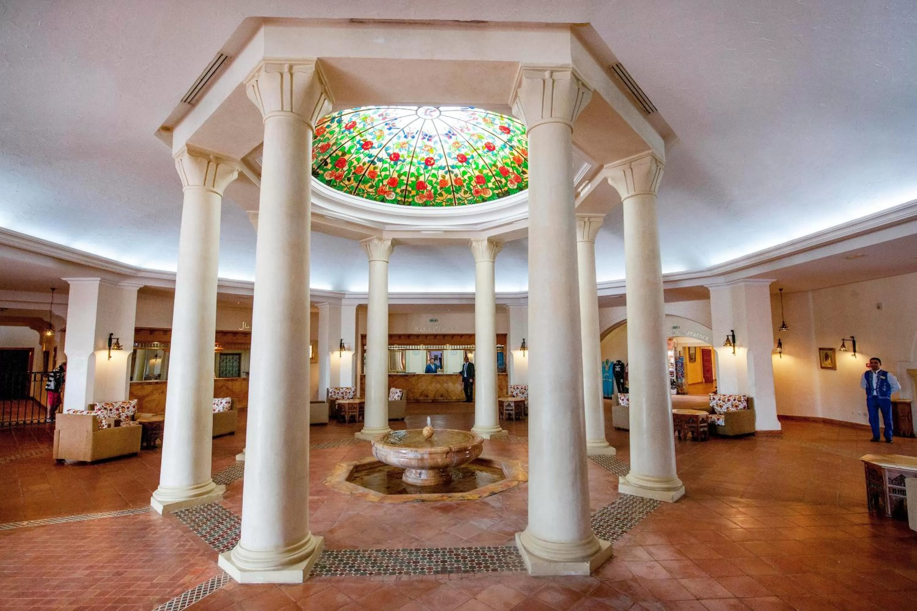 Communal lounge/ TV room in Medina Belisaire And Thalasso