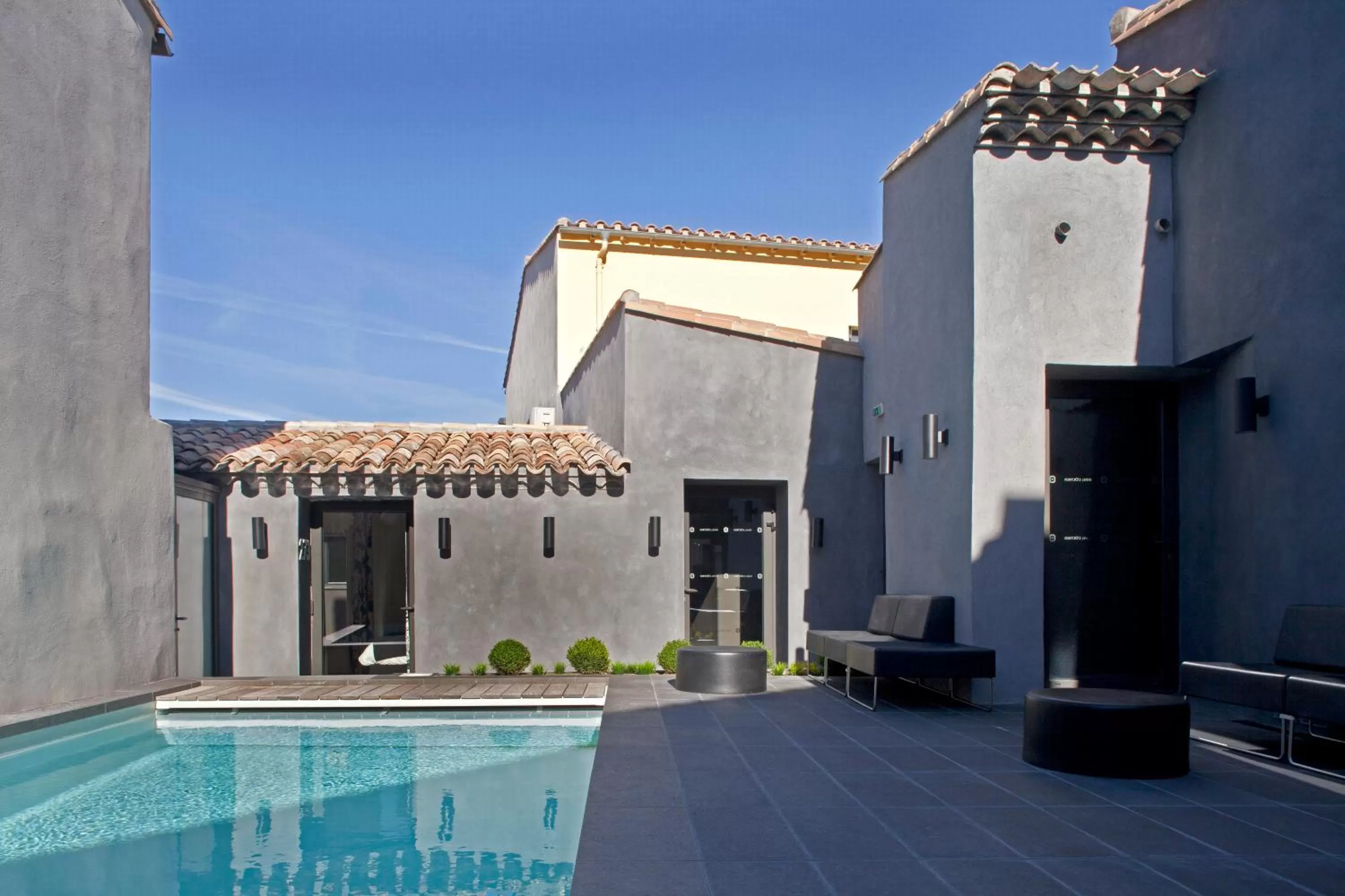 Facade/entrance in Hôtel De L'octroi