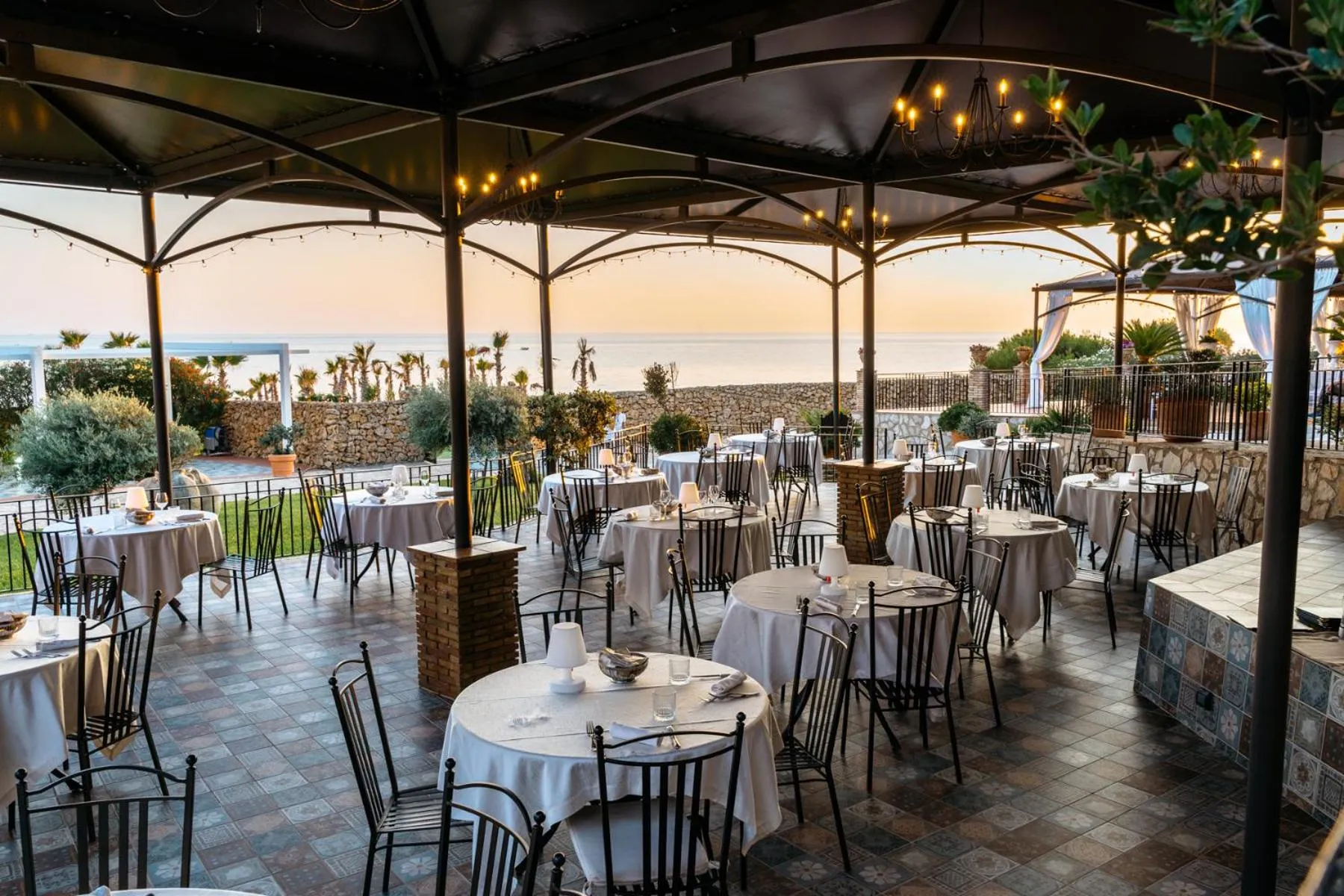 Restaurant/places to eat in Baia Di Ulisse Wellness & Spa