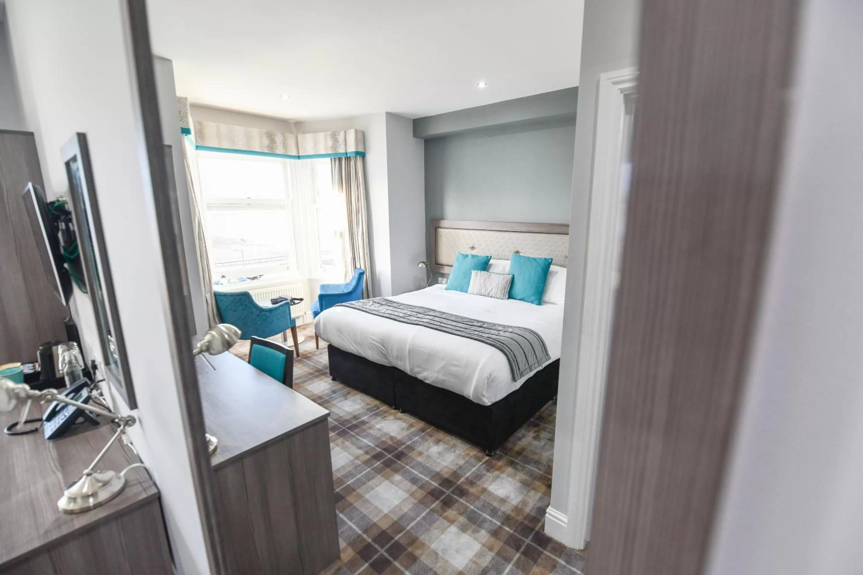 Bedroom, Bed in Belmont Llandudno