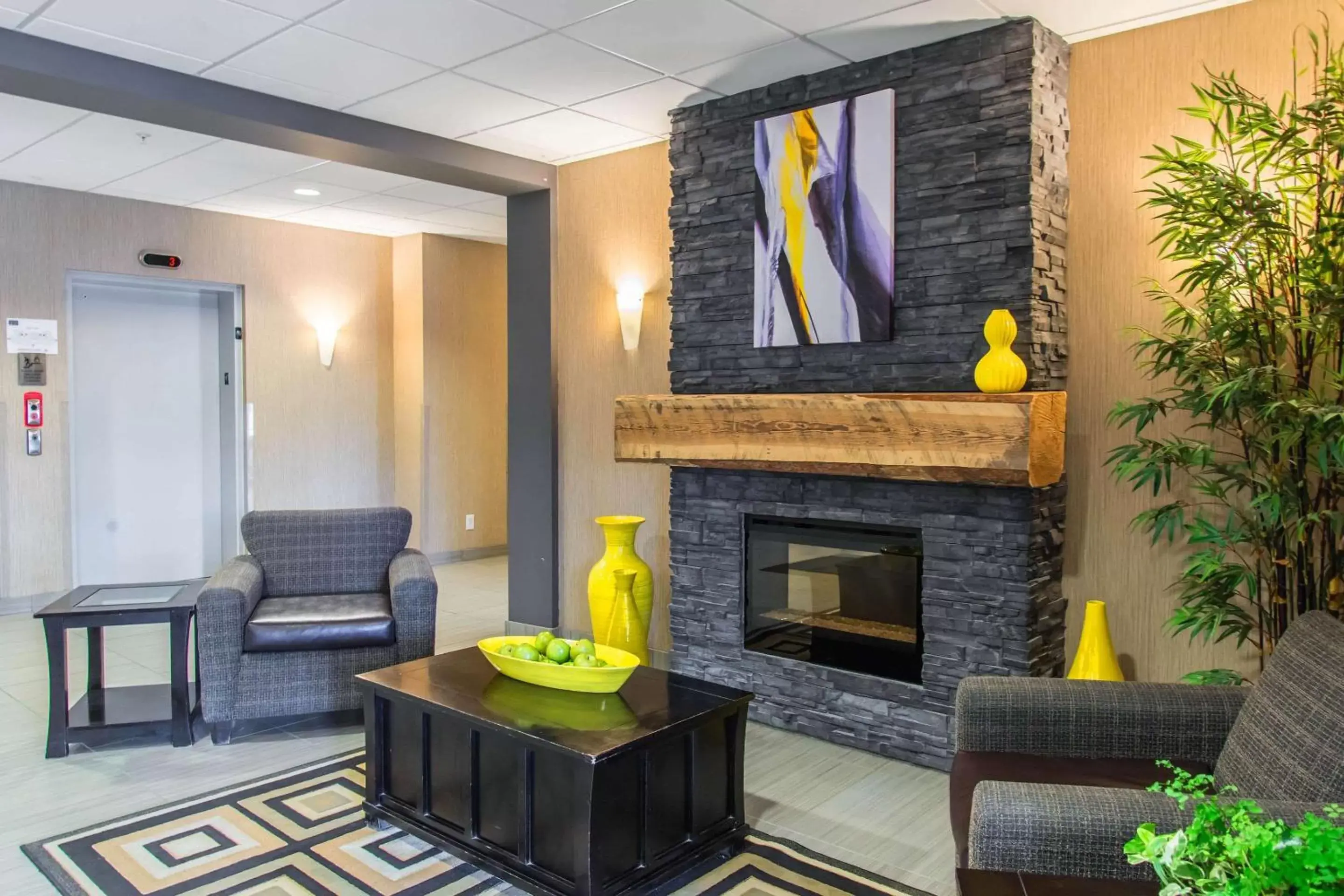 Lobby or reception in MainStay Suites Winnipeg