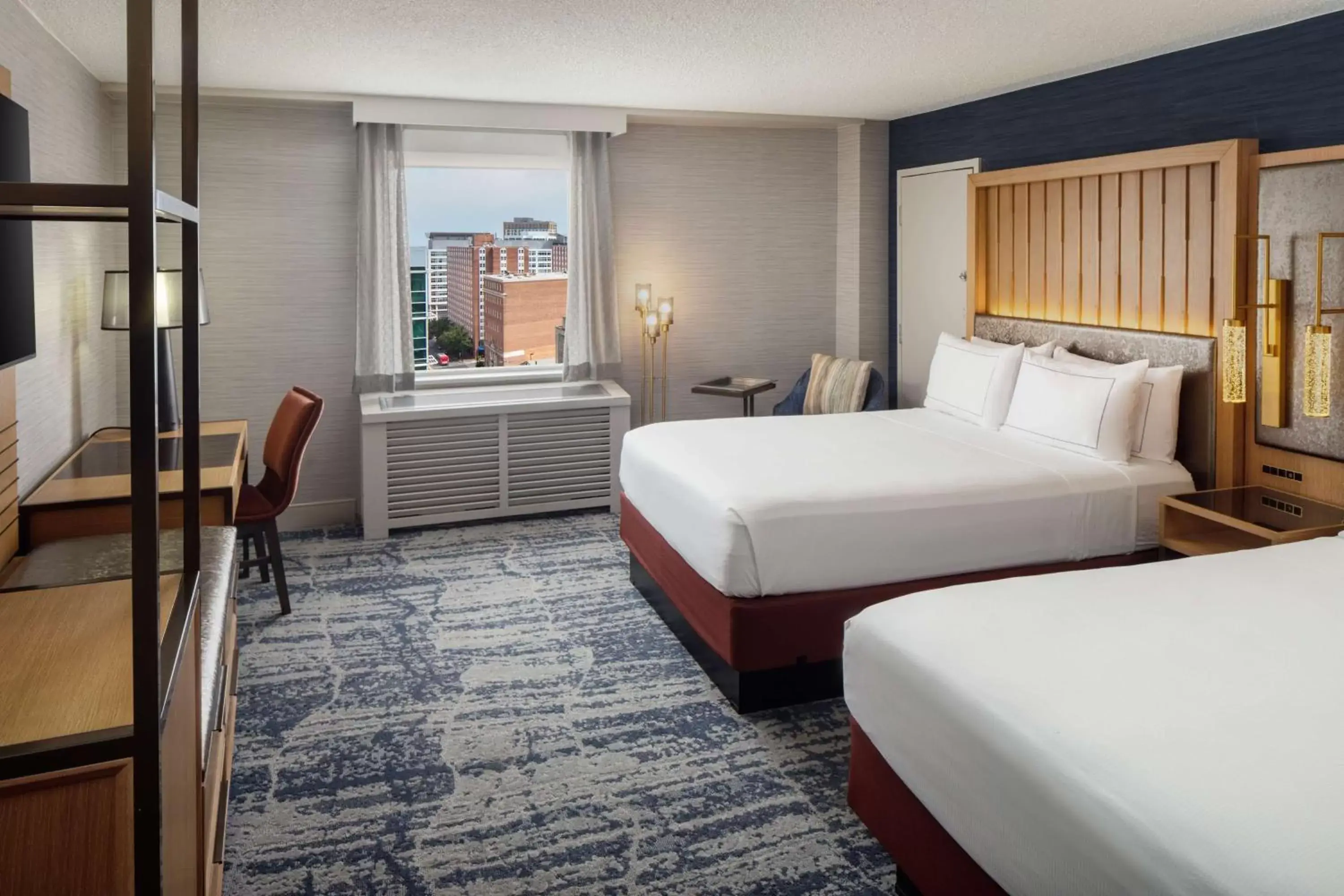 Bedroom, Bed in DoubleTree by Hilton Silver Spring Washington DC North