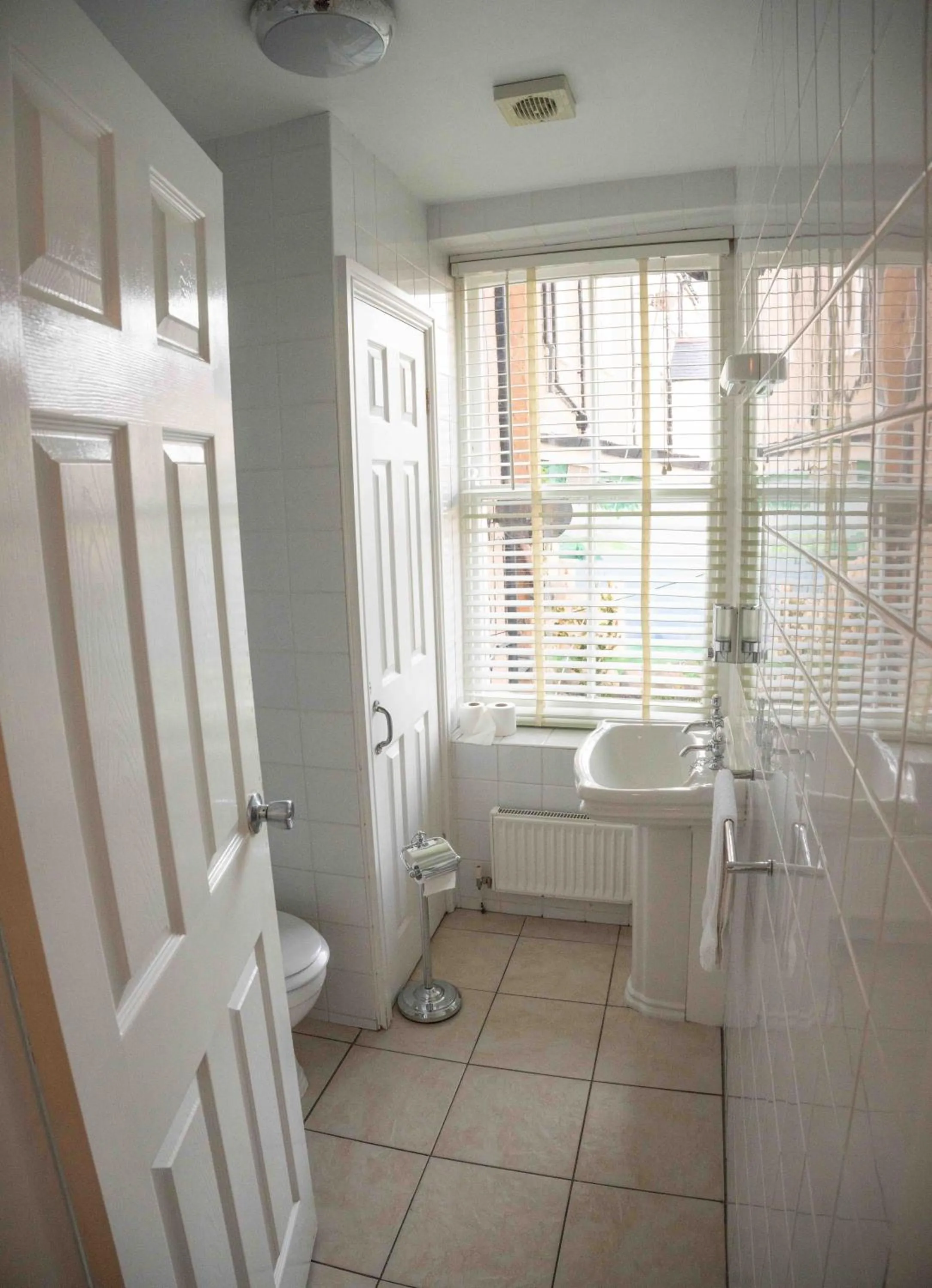 Shower in Llandudno Hostel