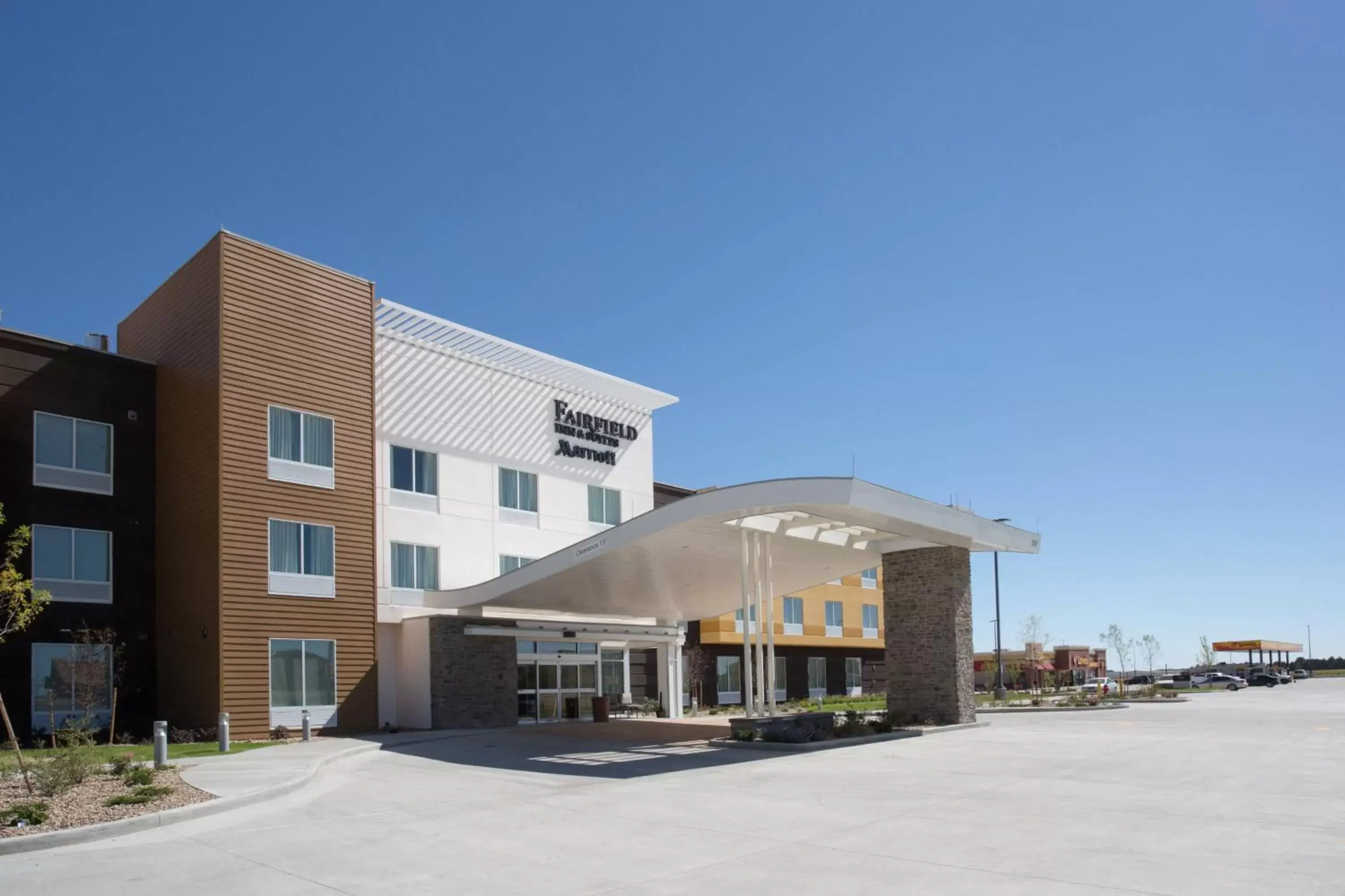 Property Building in Fairfield Inn & Suites by Marriott Burlington