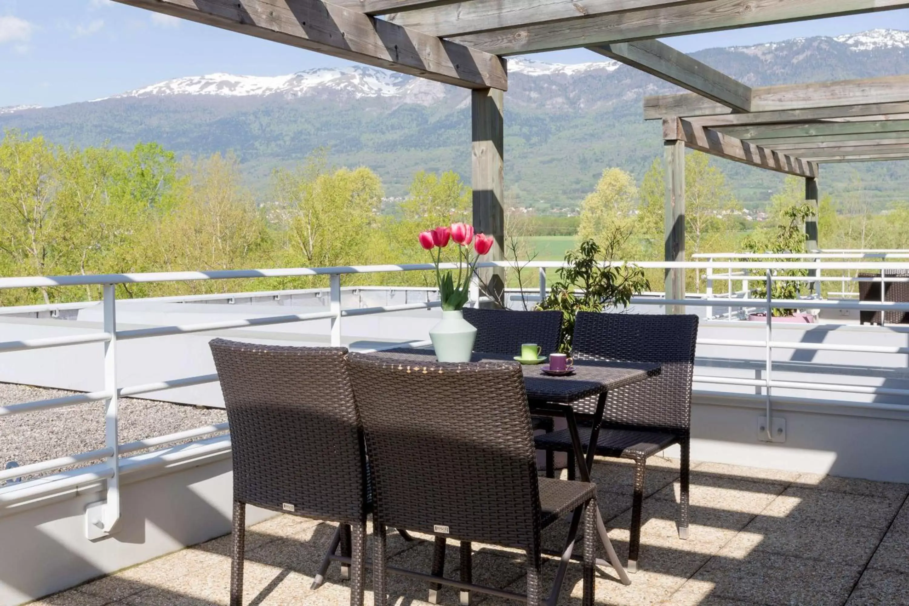 Photo of the whole room, Balcony/Terrace in Best Western Park Hotel Geneve-Thoiry