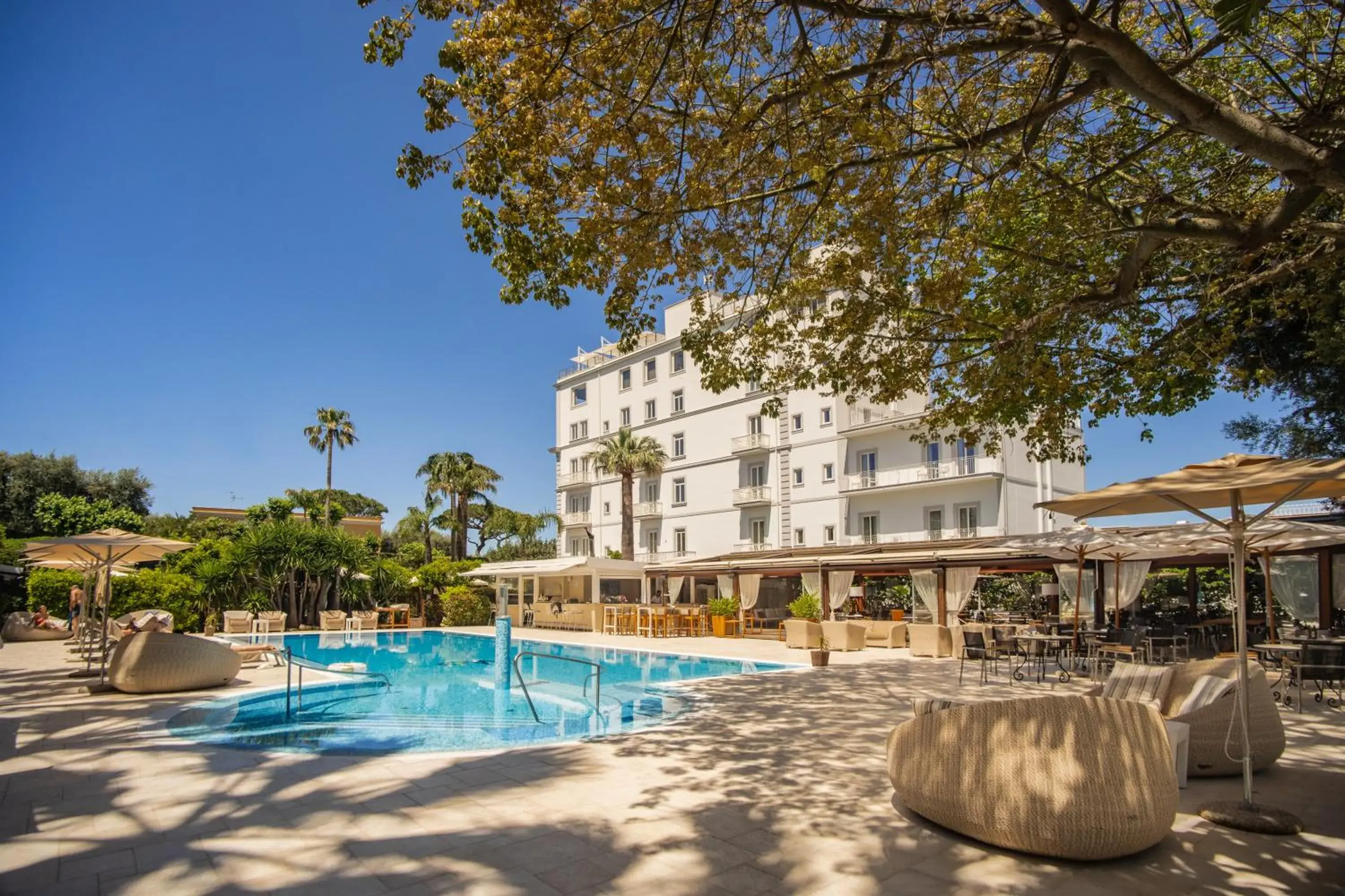 Swimming Pool in Hotel Mediterraneo