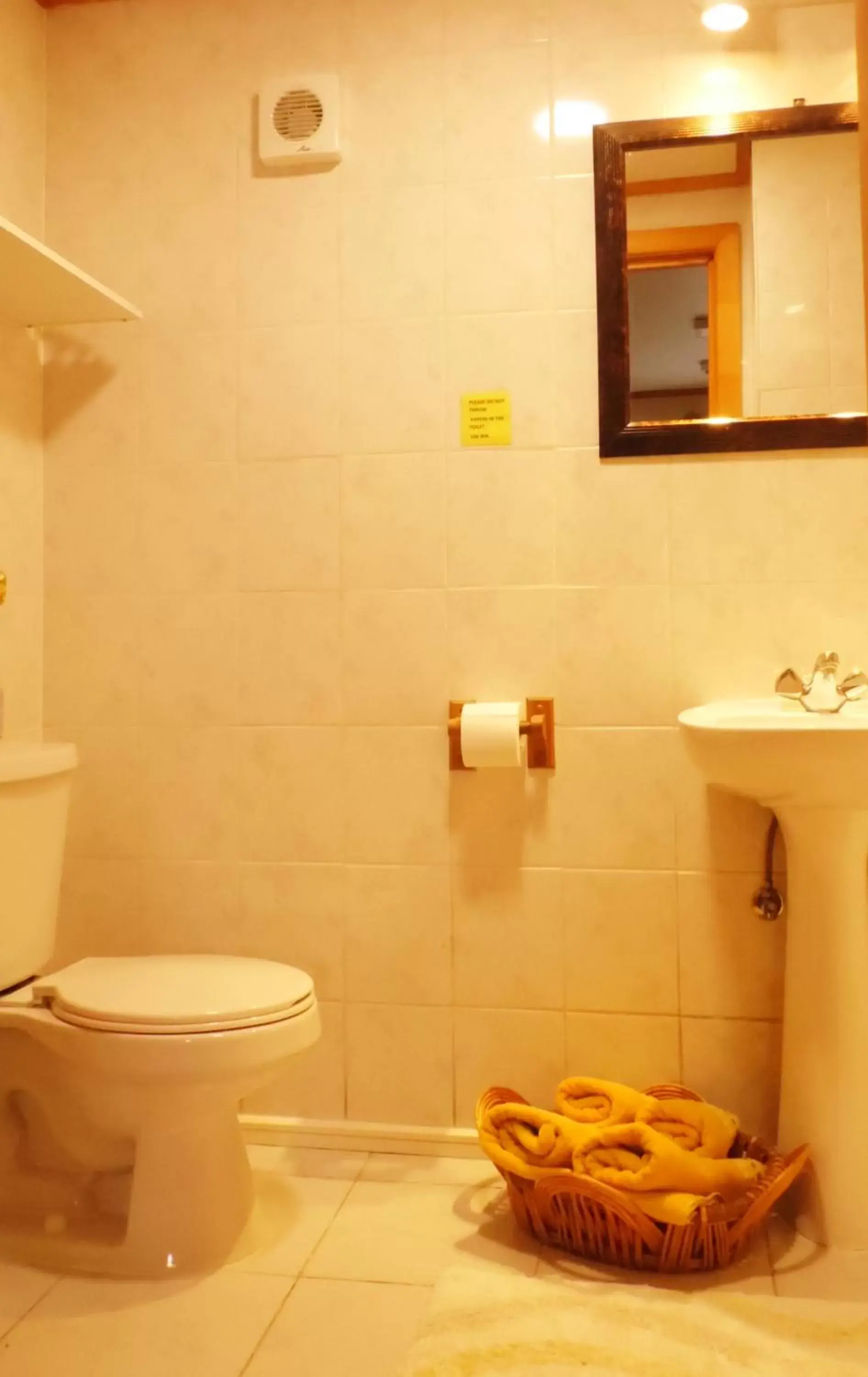 Twin Room in Big Bang Patagonia - Traveler Assistance Twin Room in Big Bang Patagonia - Traveler Assistance