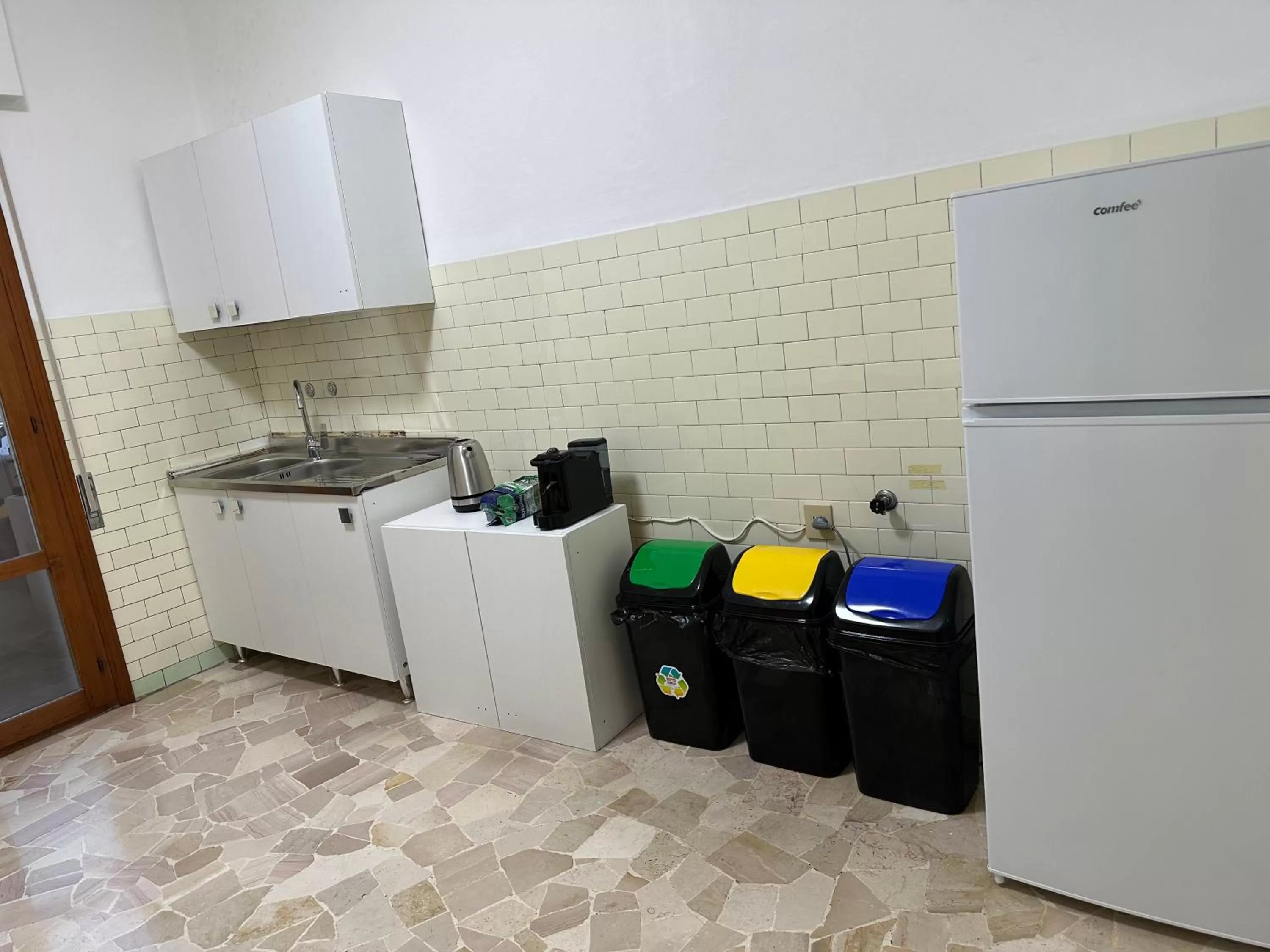 Coffee/tea facilities in Happy Stay