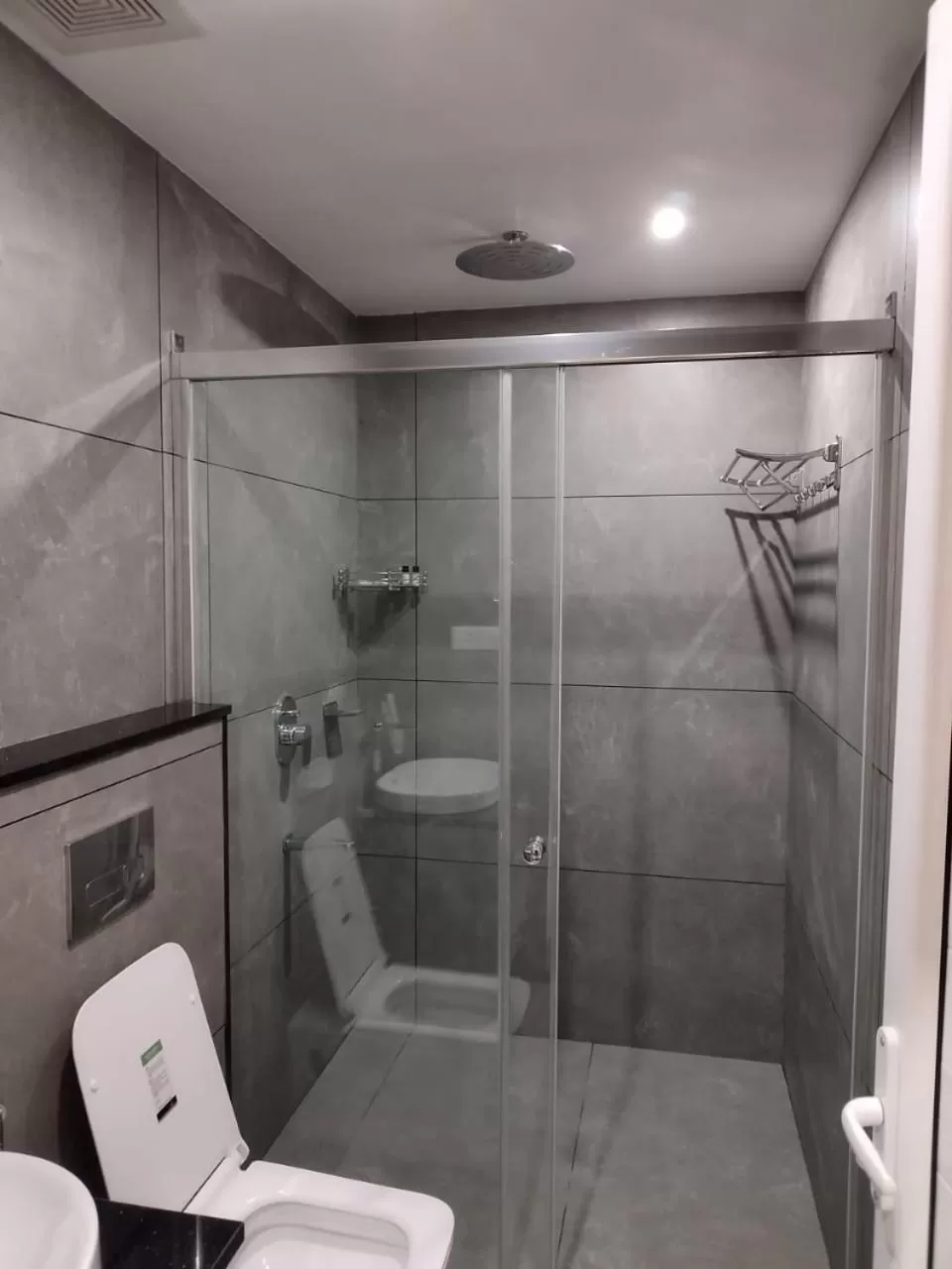 Shower in The Wild Trails Clarks Exotica , Munnar