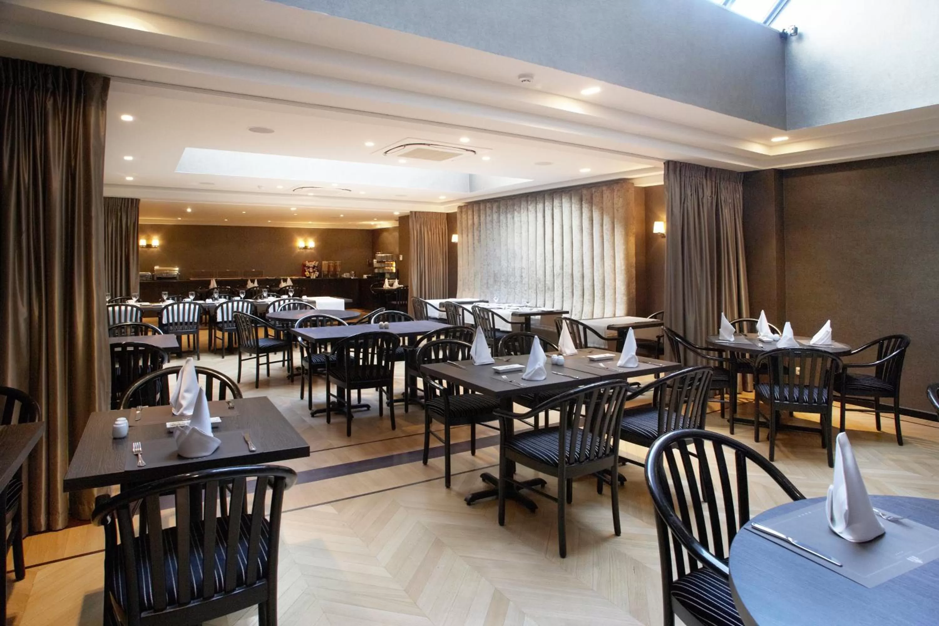 Restaurant/places to eat in Keizershof Hotel Aalst
