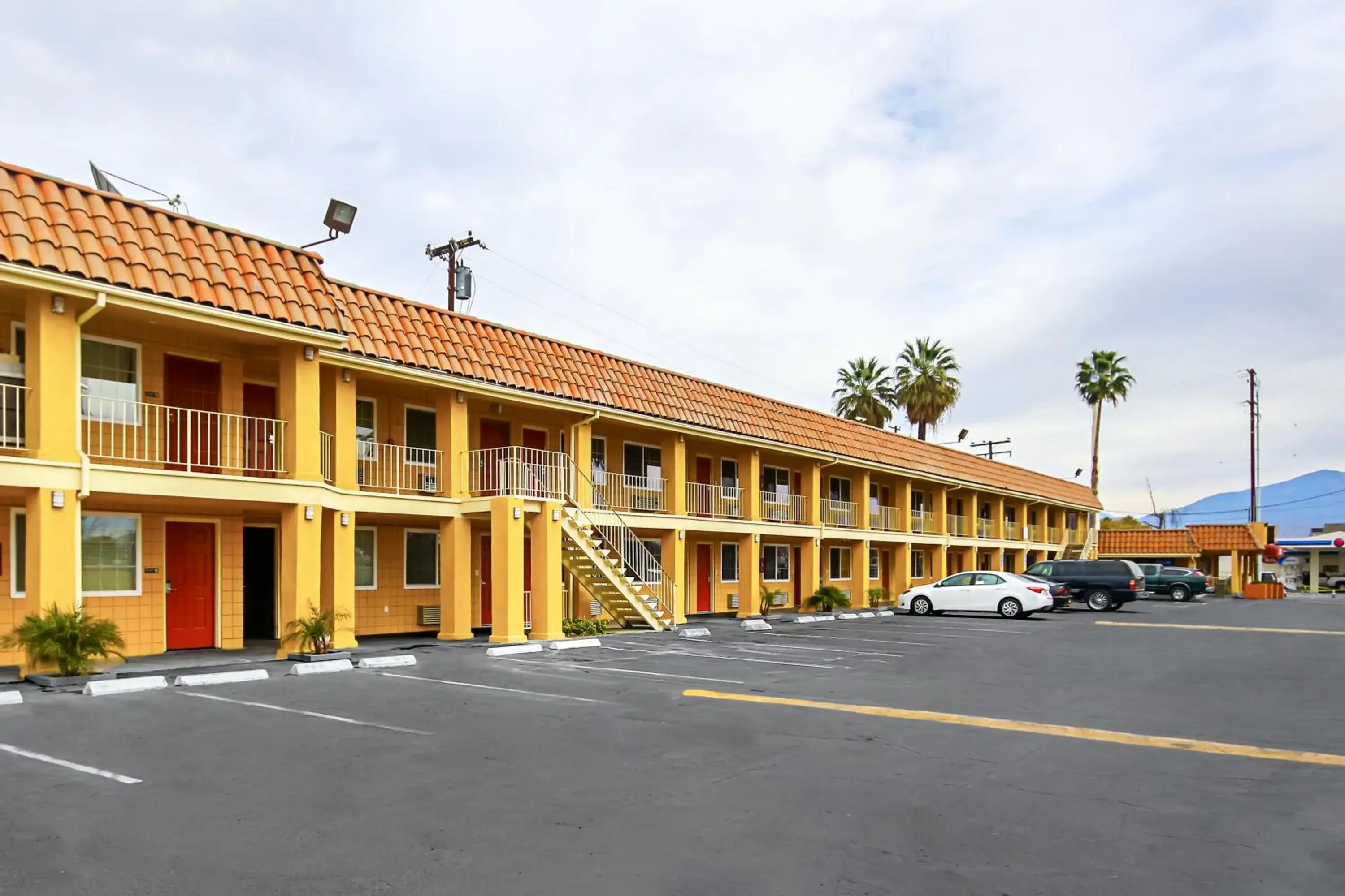 Property Building in Econo Lodge San Bernardino I-215