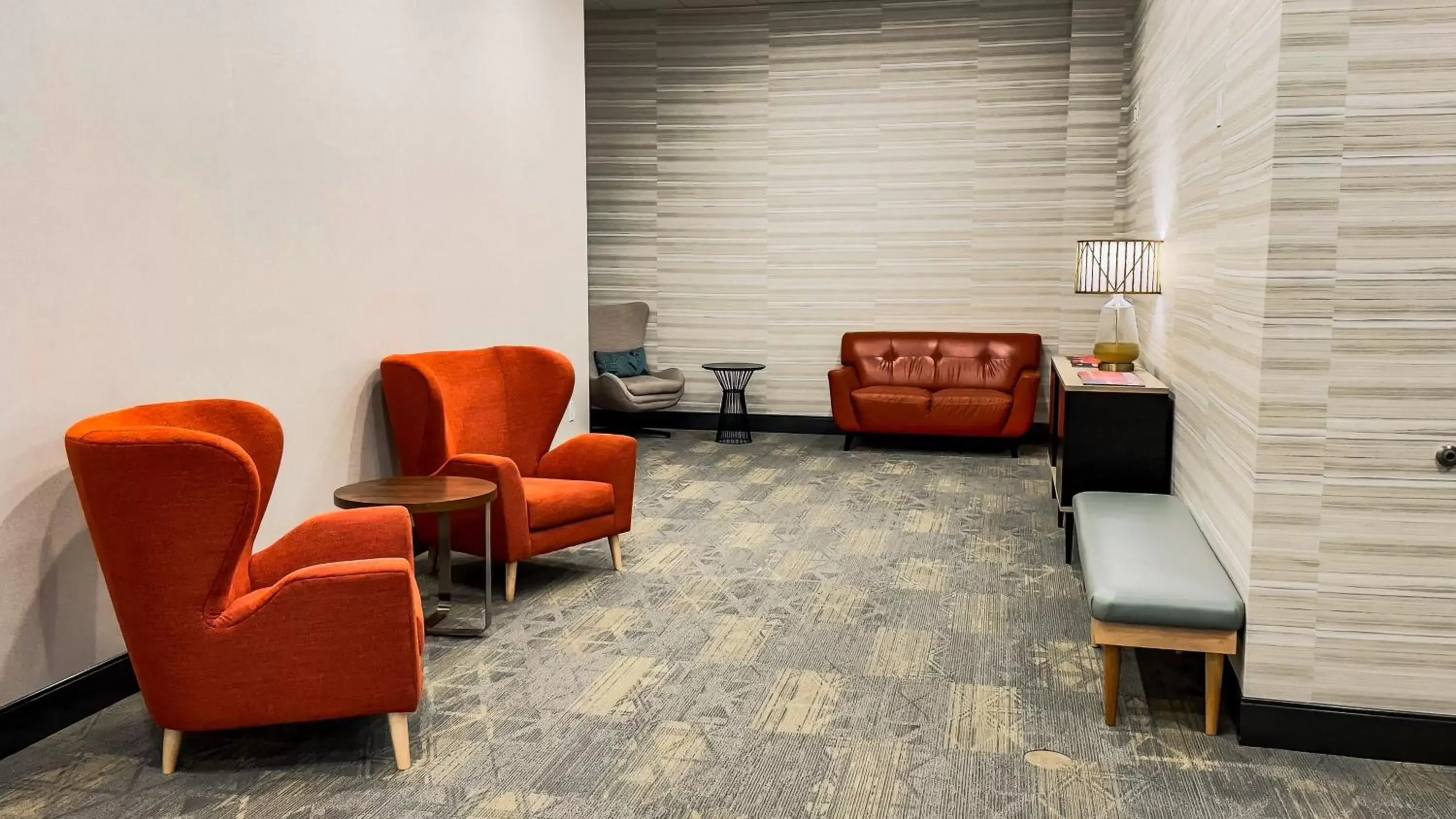 Property building in Holiday Inn Omaha Downtown - Waterpark by IHG Property building in Holiday Inn Omaha Downtown - Waterpark by IHG