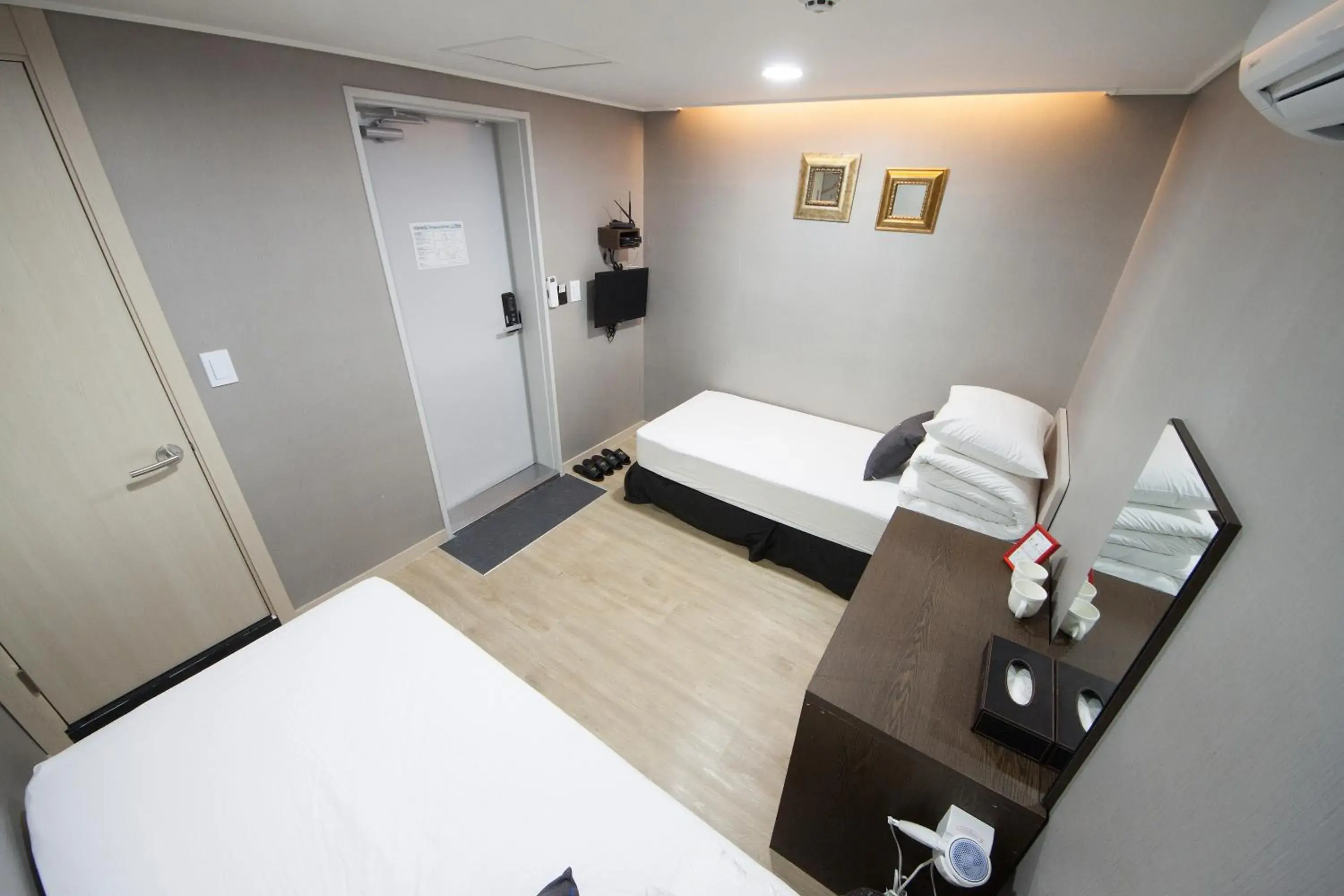Bedroom in K-Guesthouse Premium Gangnam 1