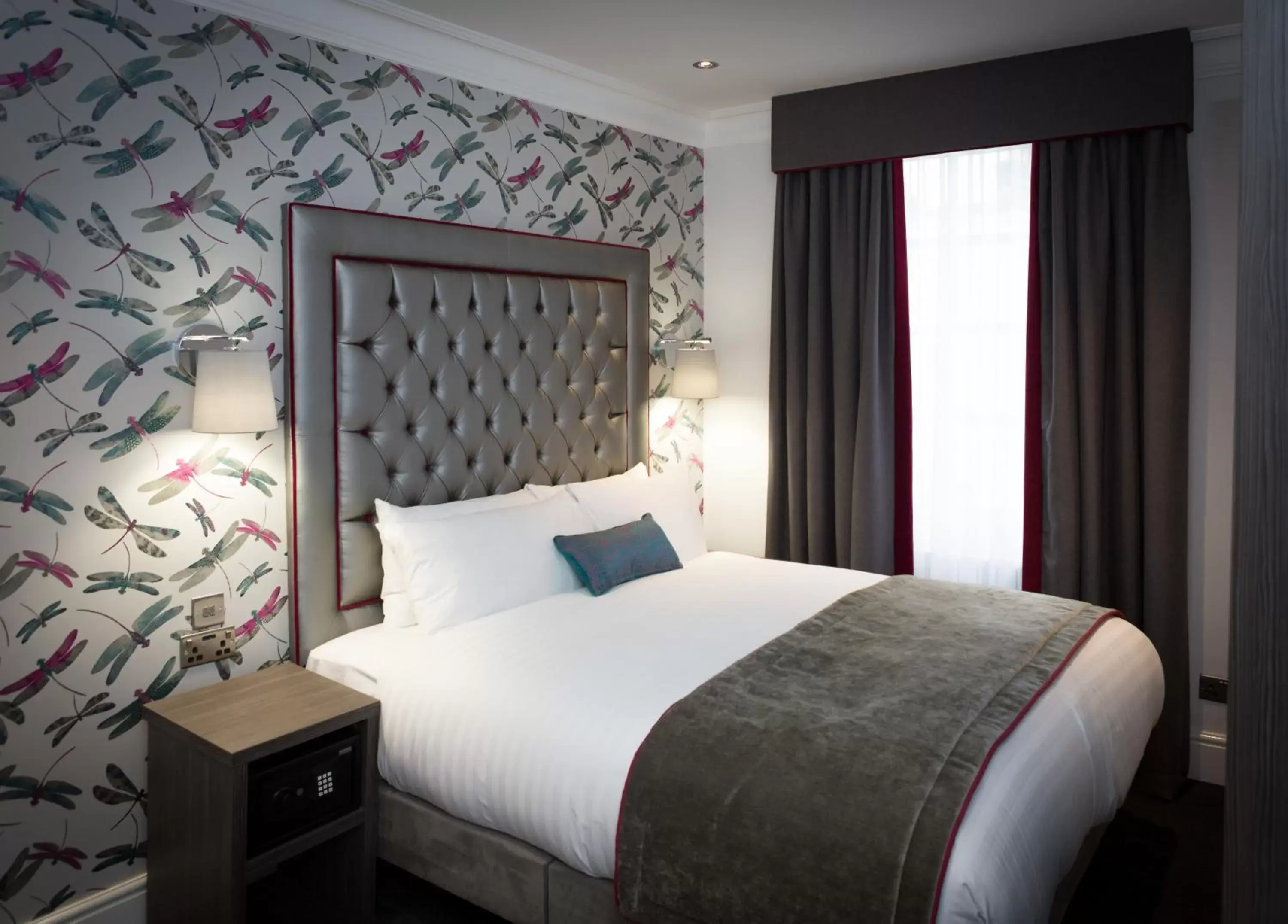 Executive Double Room in The Beverley Hotel London - Victoria Executive Double Room in The Beverley Hotel London - Victoria