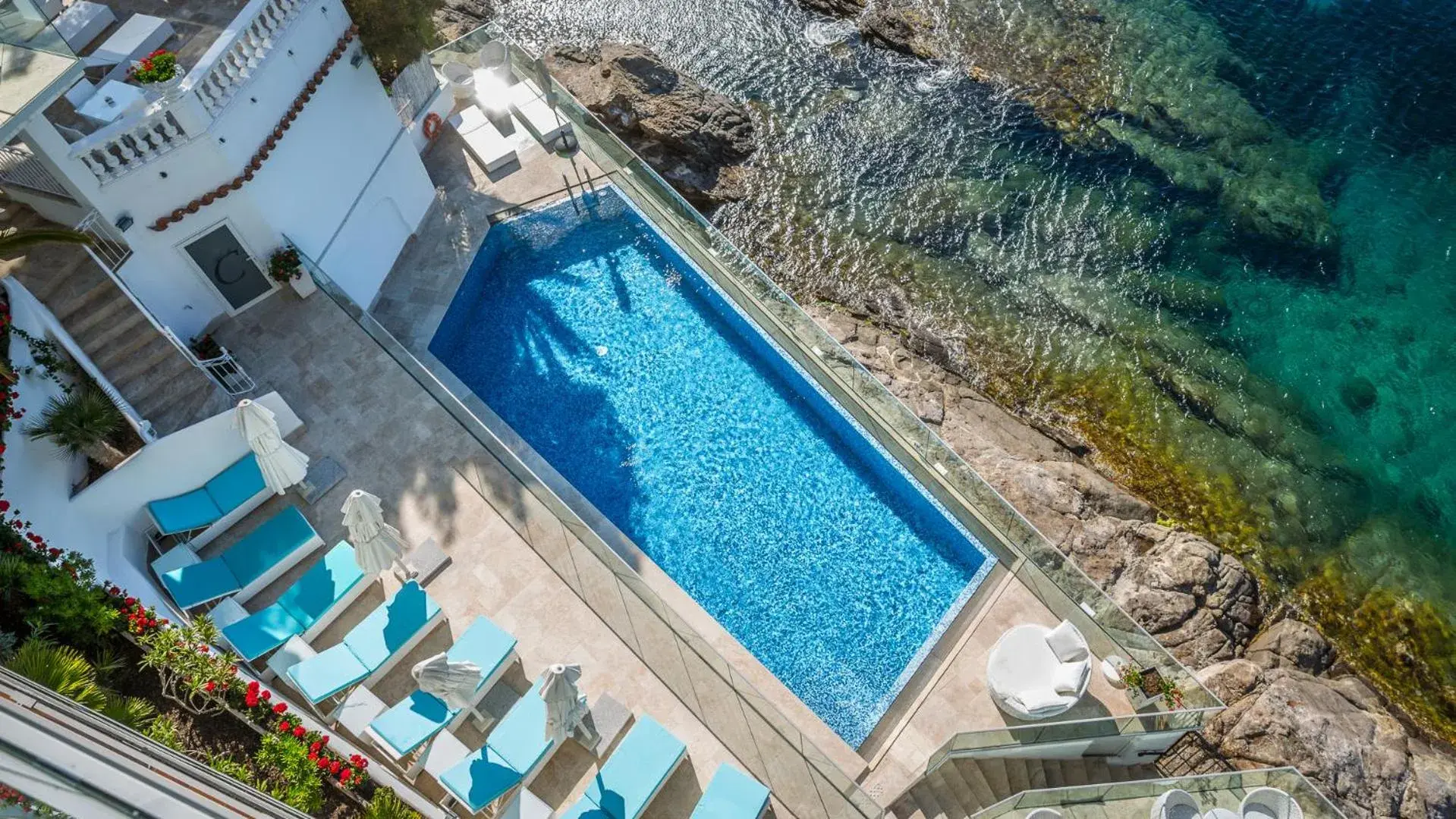 Swimming pool, Pool View in Hotel La Calanque