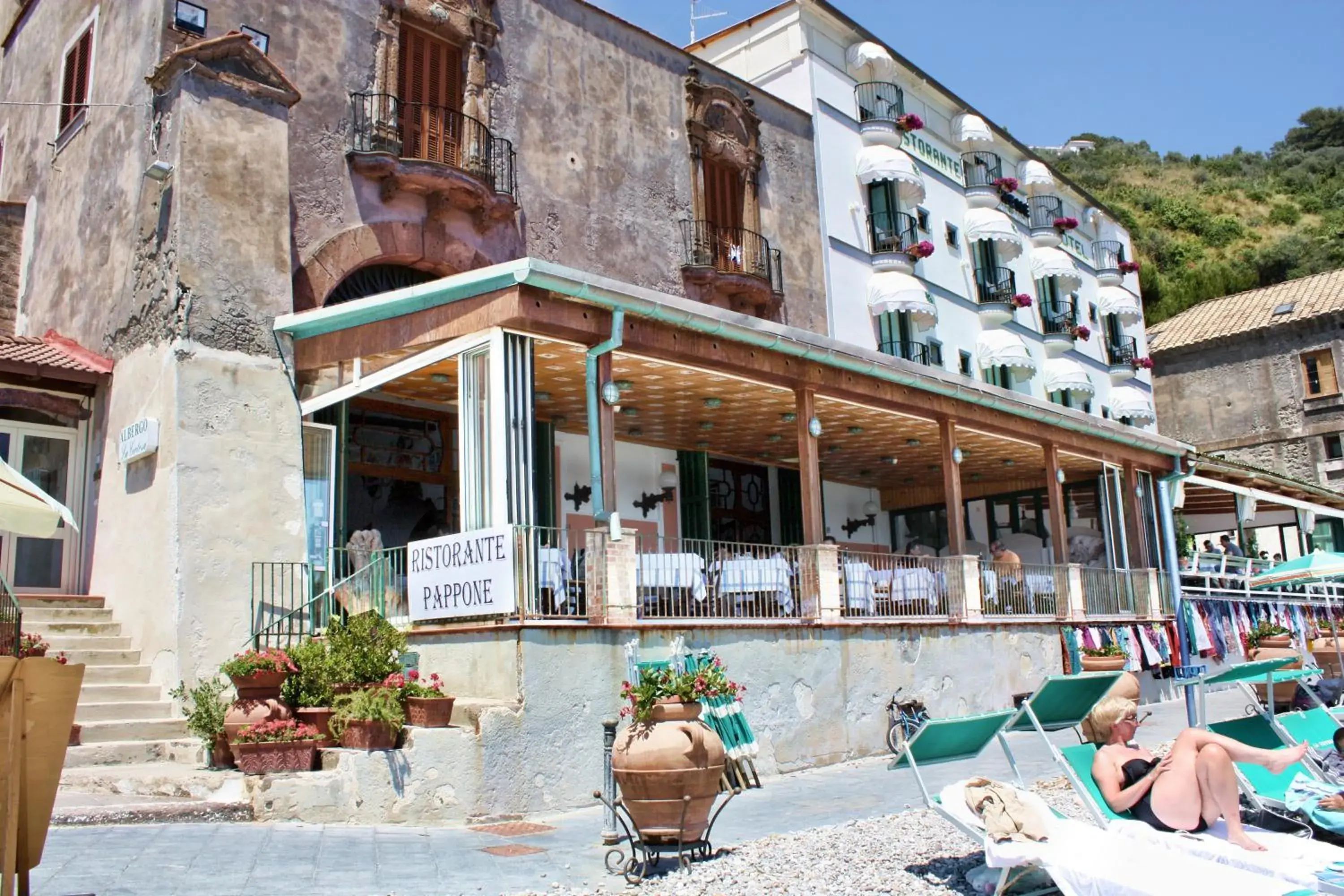 Facade/entrance, Property Building in Hotel La Certosa