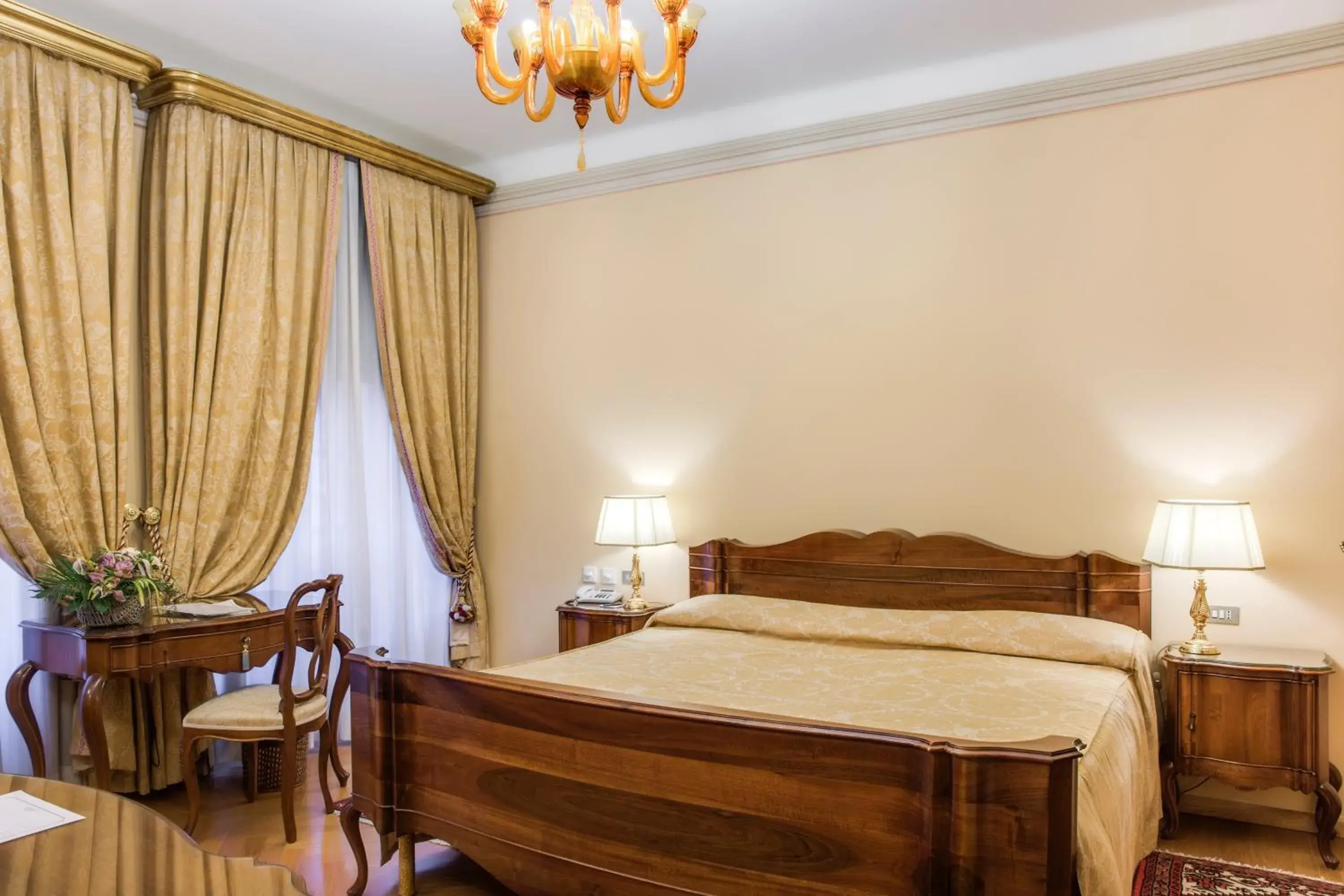 Bedroom, Bed in Villa Fenaroli Palace Hotel