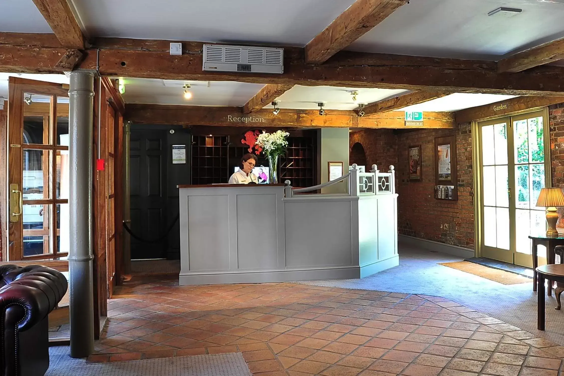 Lobby or reception in Red Lion Hotel by Greene King Inns