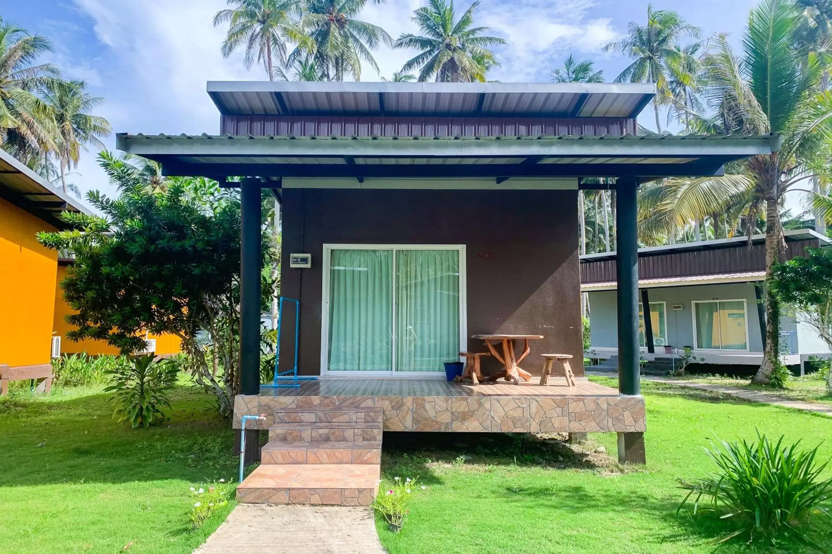 Property building in Koh Kood Far East Resort