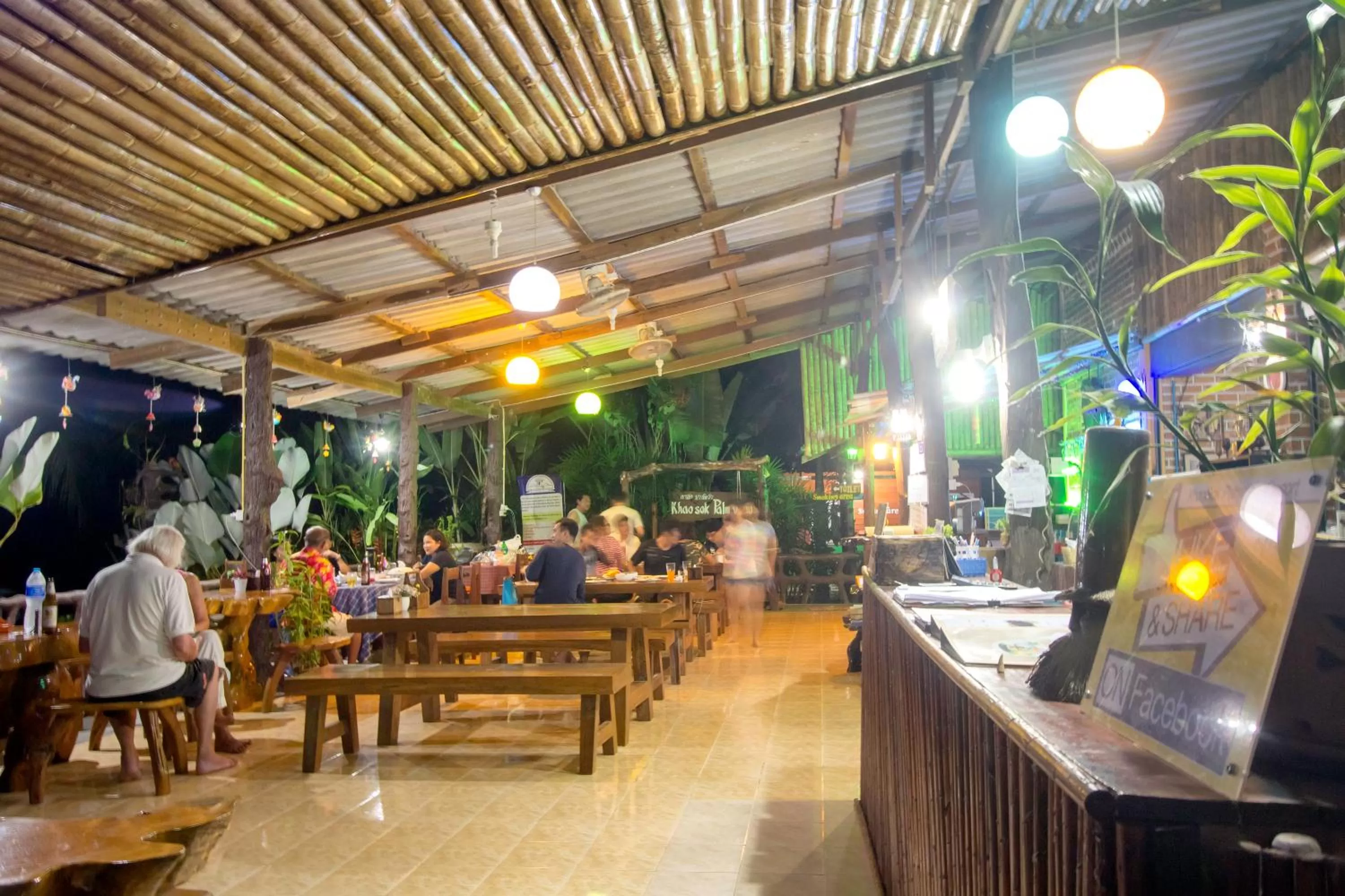 Restaurant/places to eat in Khao Sok Palmview Resort