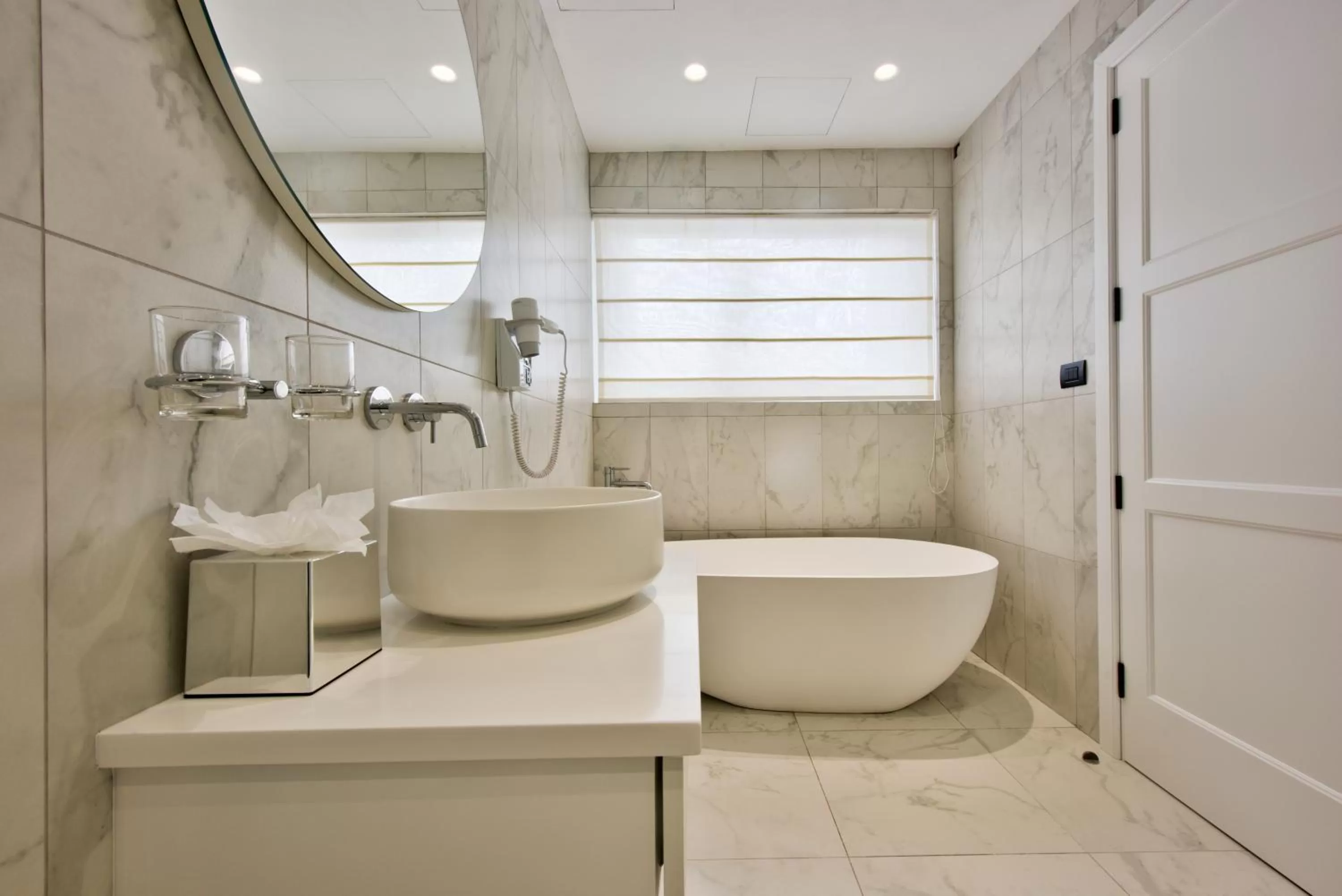 HOLM Boutique & SPA - IK Collection