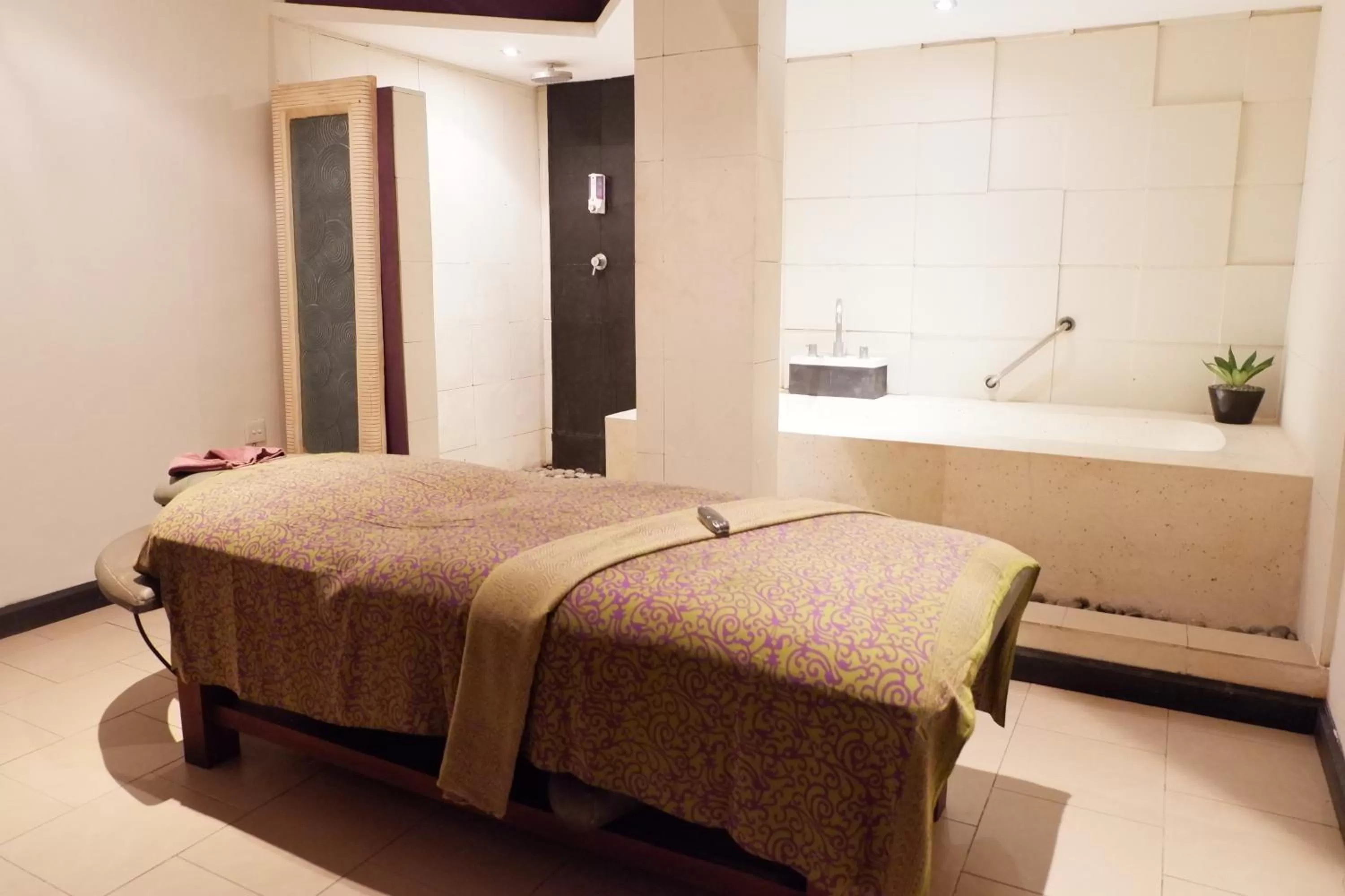 Massage, Bed in ibis Styles Bali Legian