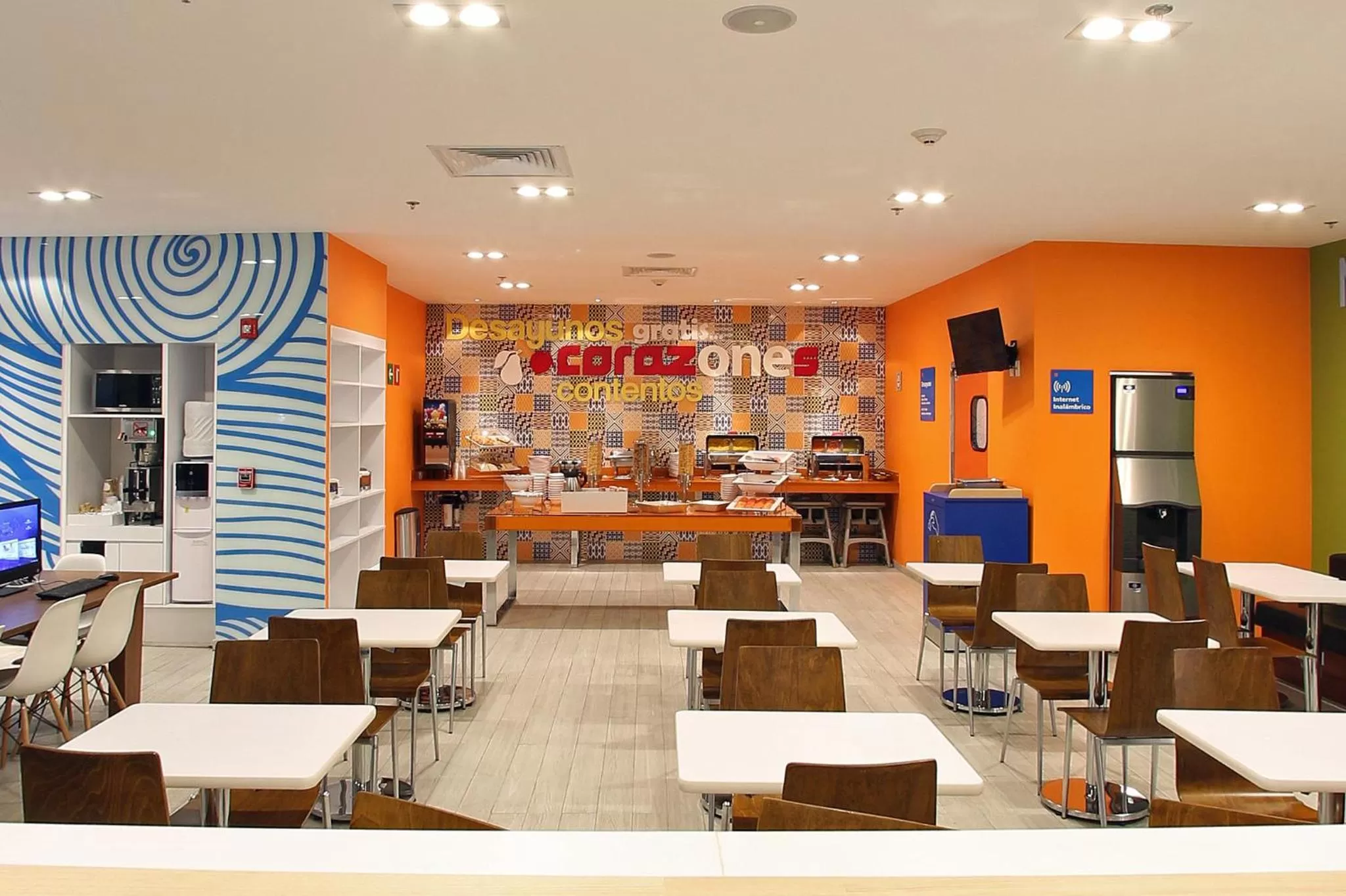 Restaurant/places to eat in One Periferico Sur