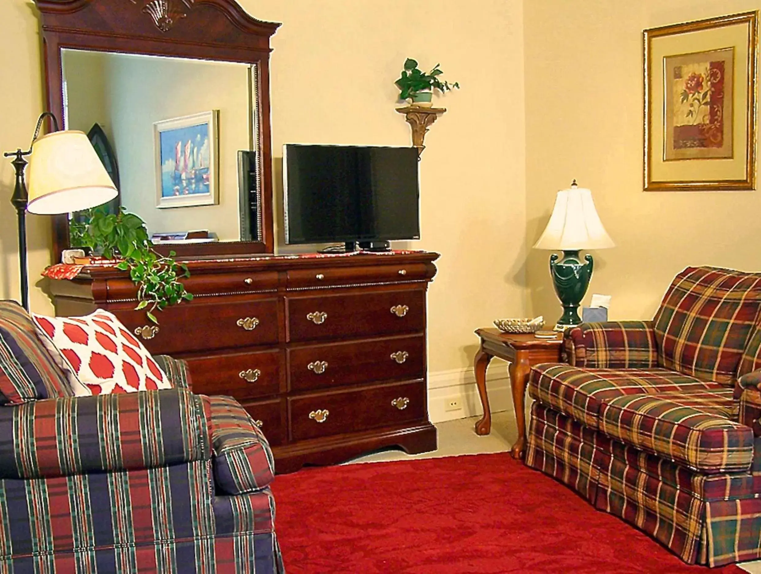 TV and multimedia, Seating Area in Lyndon House Bed & Breakfast