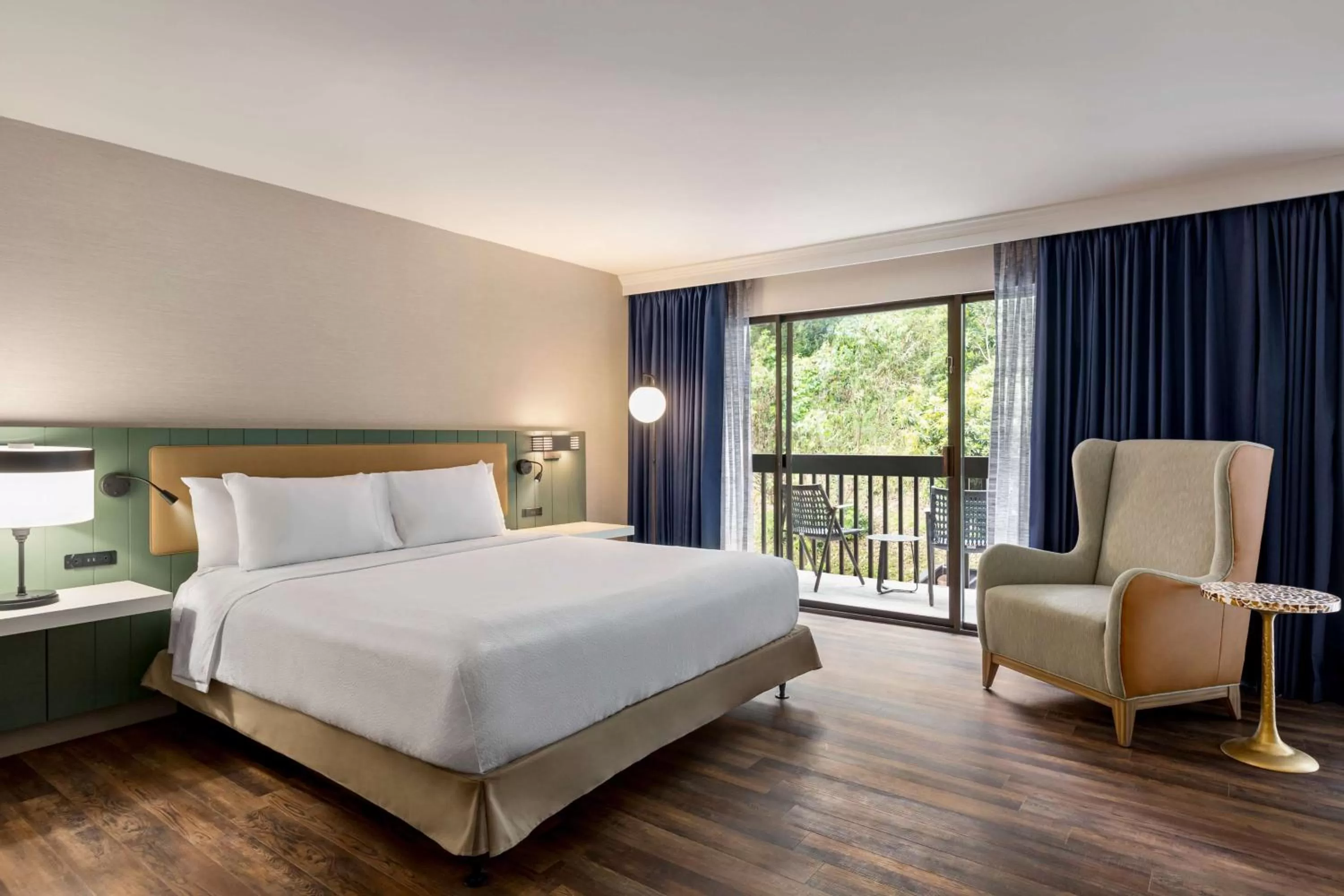 Bed in Hilton Garden Inn Monterey