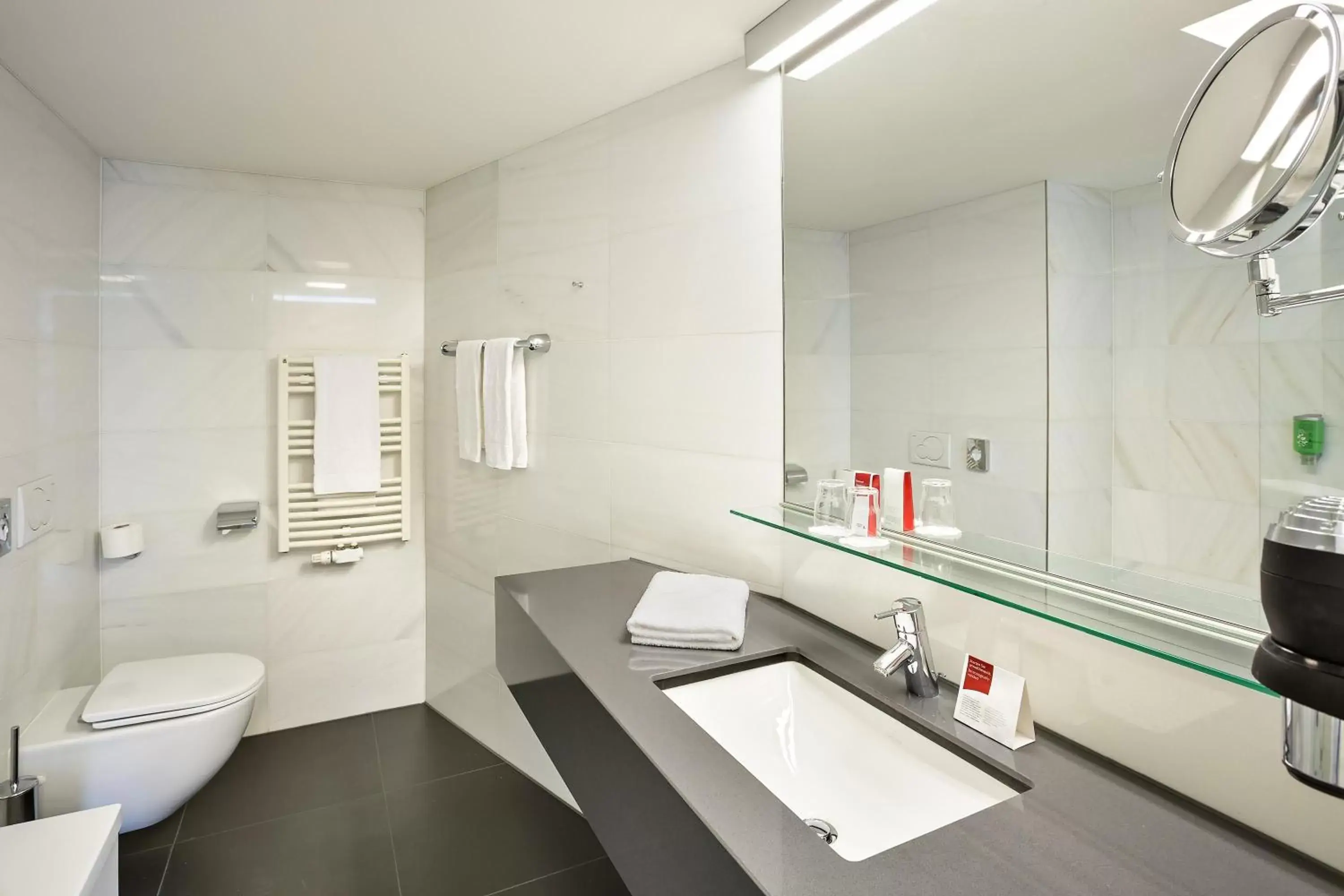 Bathroom in Austria Trend Hotel Congress Innsbruck