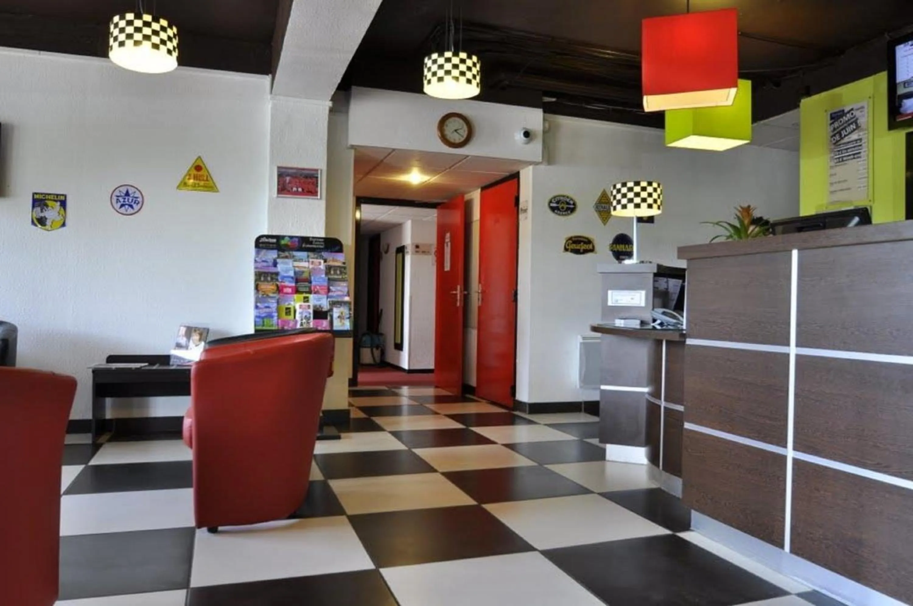 Lobby or reception in Enzo Hotels Vierzon by Kyriad Direct