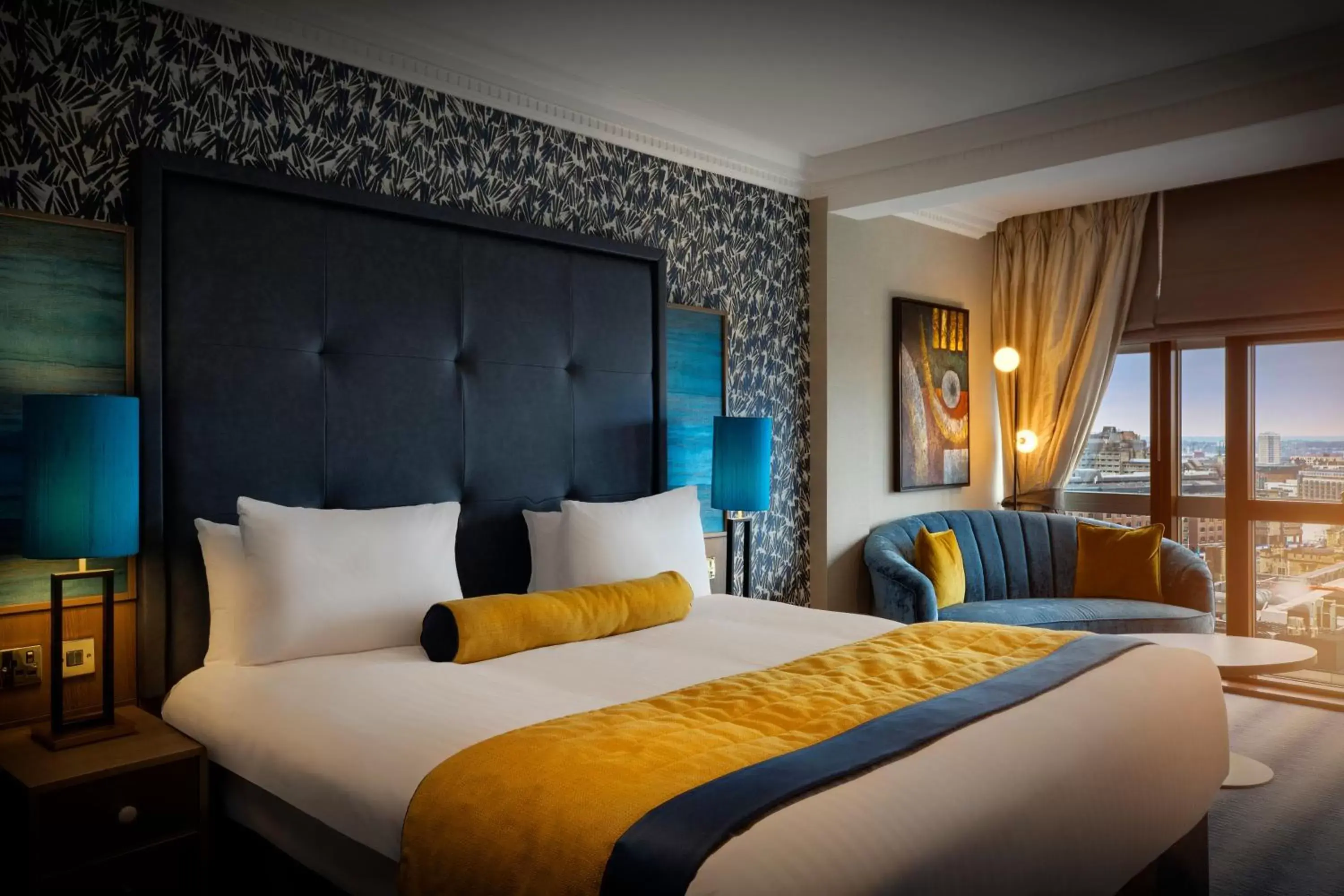 Bedroom, Bed in Leonardo Royal Hotel London City - Tower of London