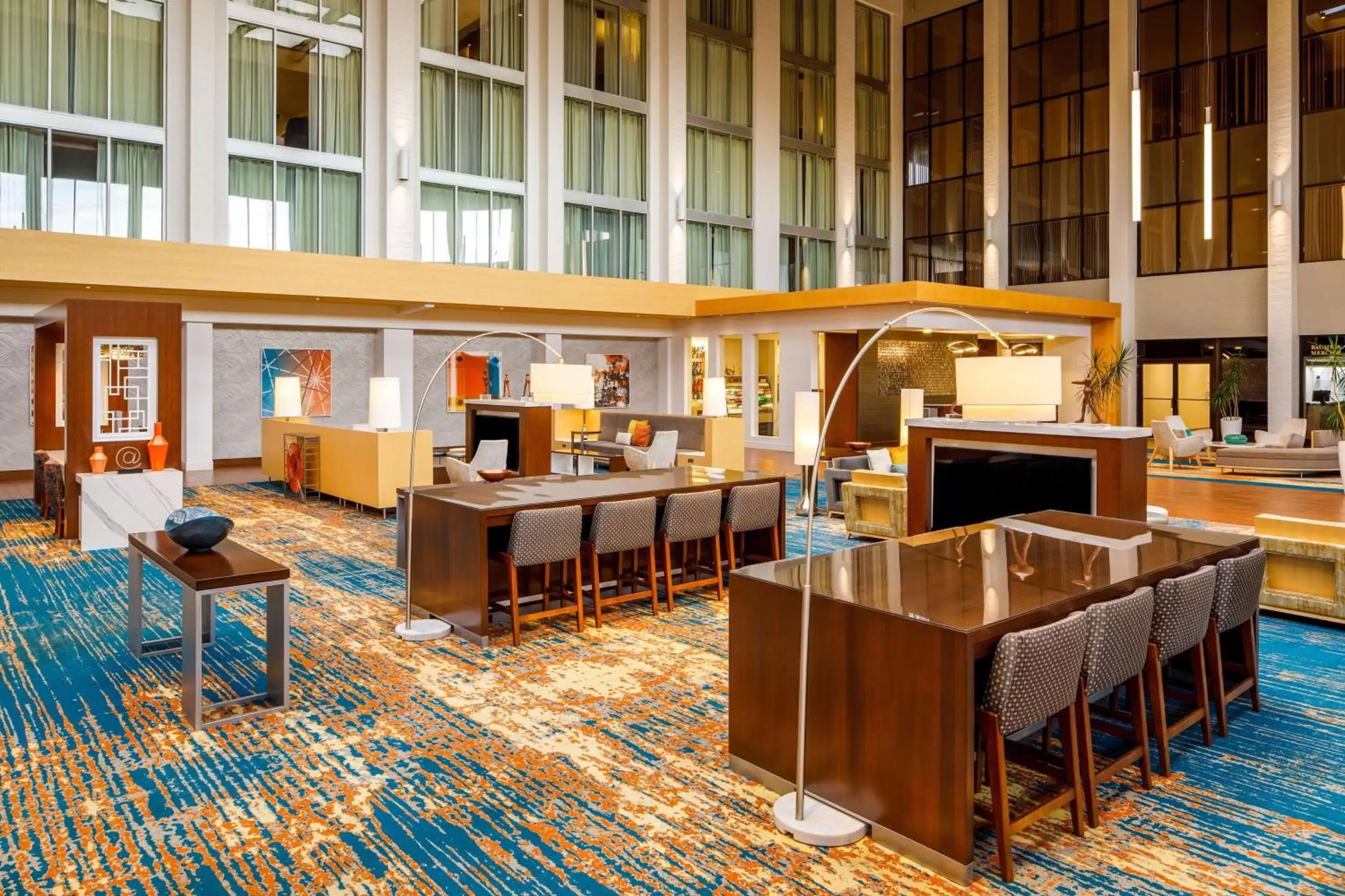 Lobby or reception in DoubleTree by Hilton Pittsburgh - Cranberry