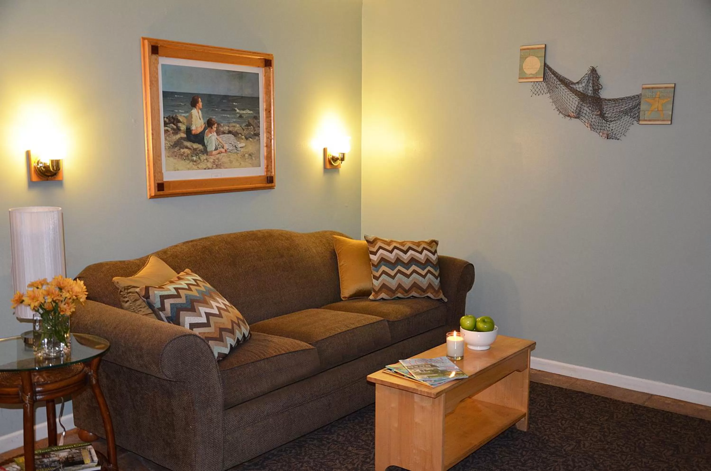 Premier Queen Suite in Agate Beach Motel
