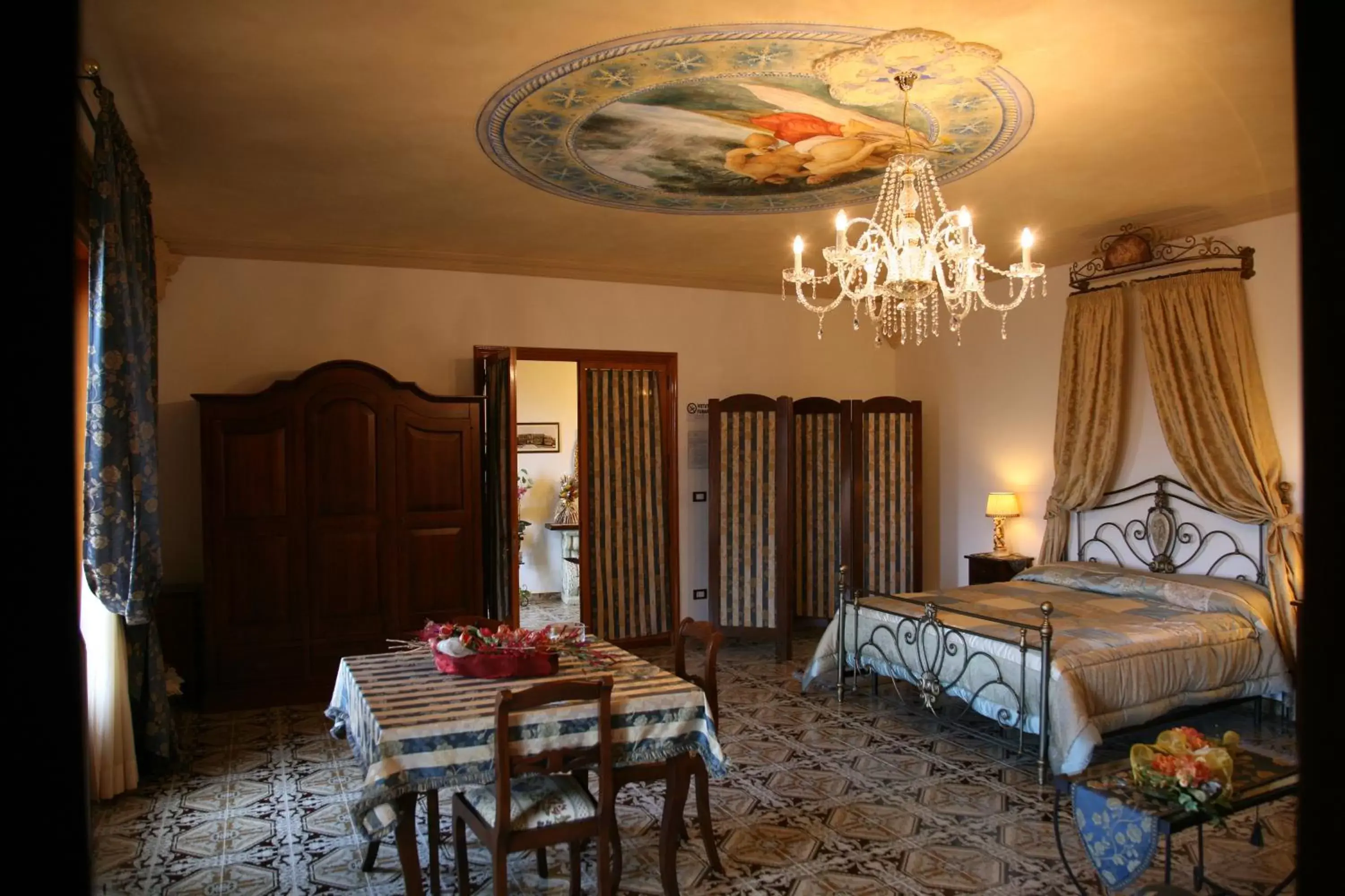 Room Photo in Calì Nitta