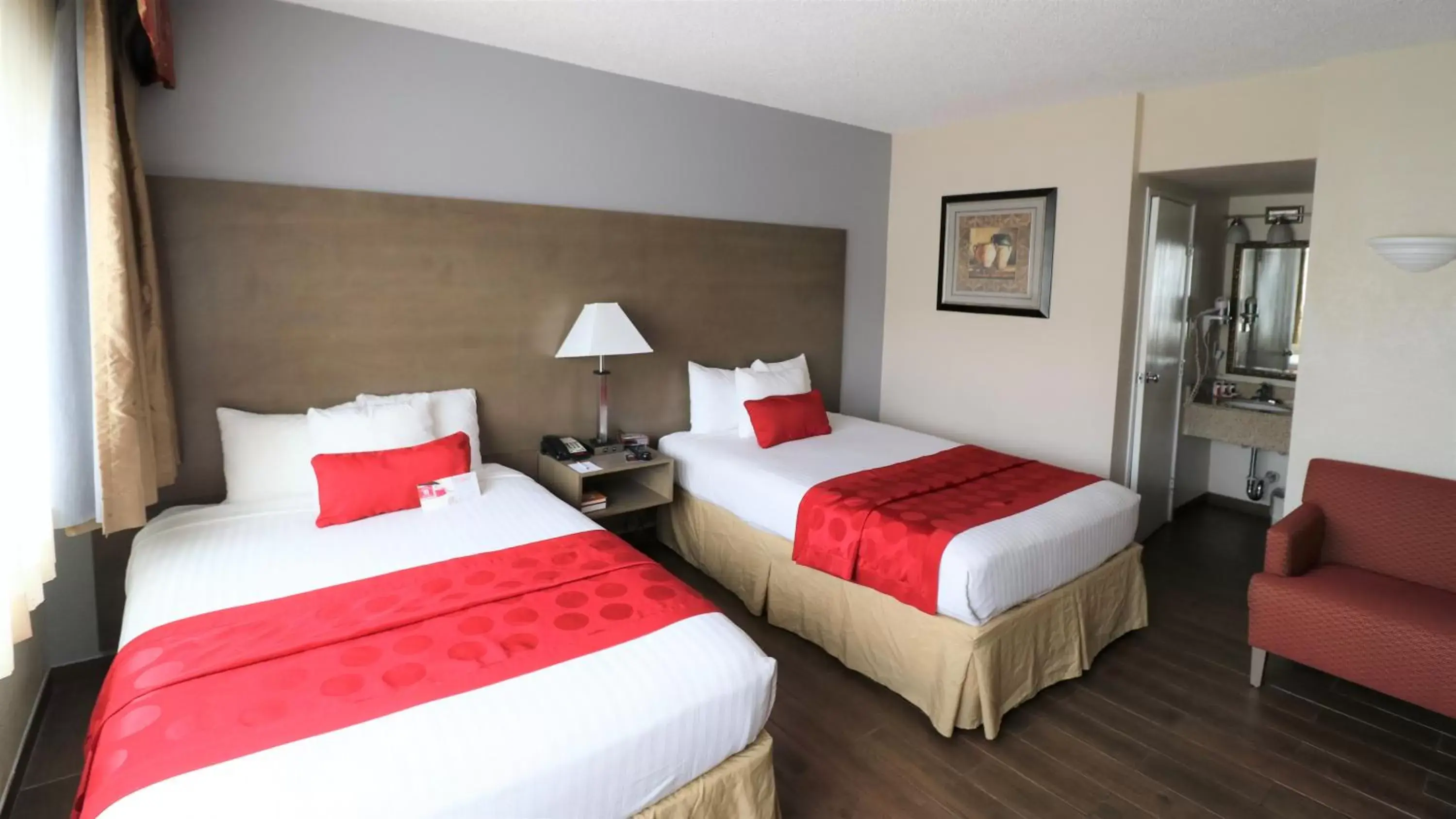 Bed in Ramada by Wyndham San Diego Airport