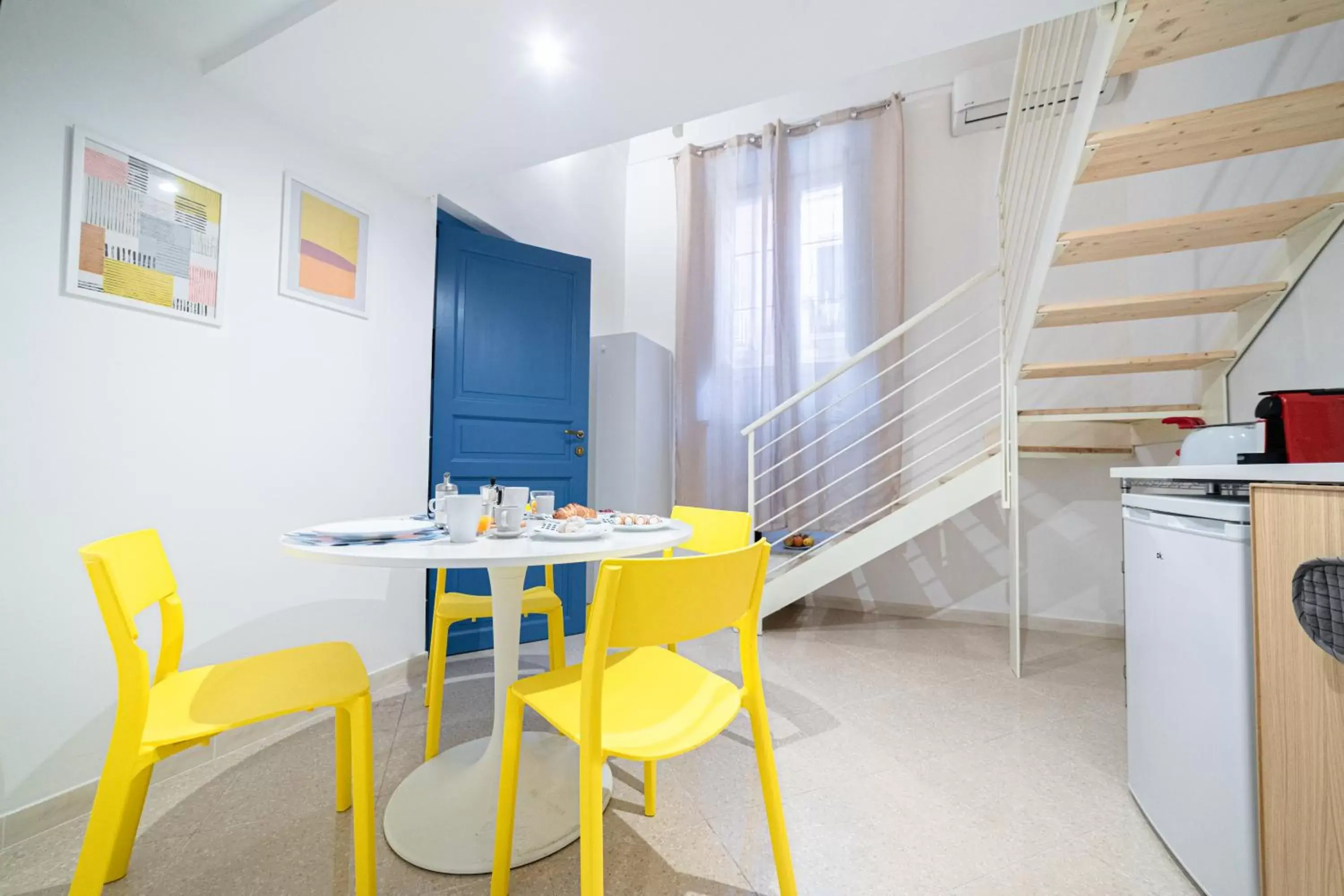 Dining area in LE 4 PERLE Apartments